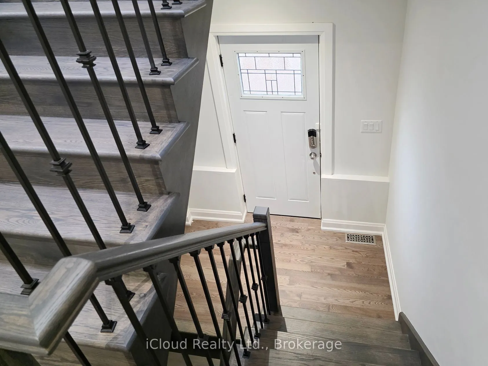 99A Leyton Avenue
