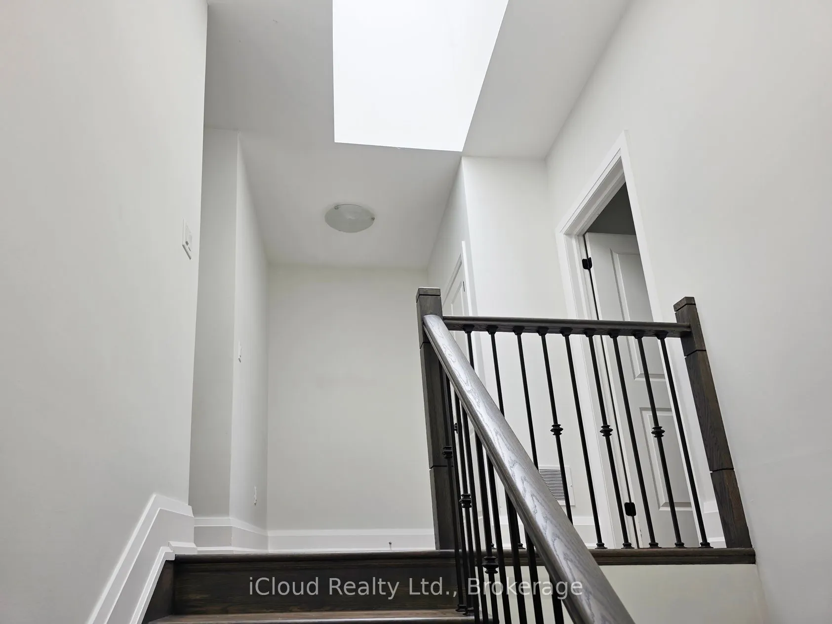 99A Leyton Avenue