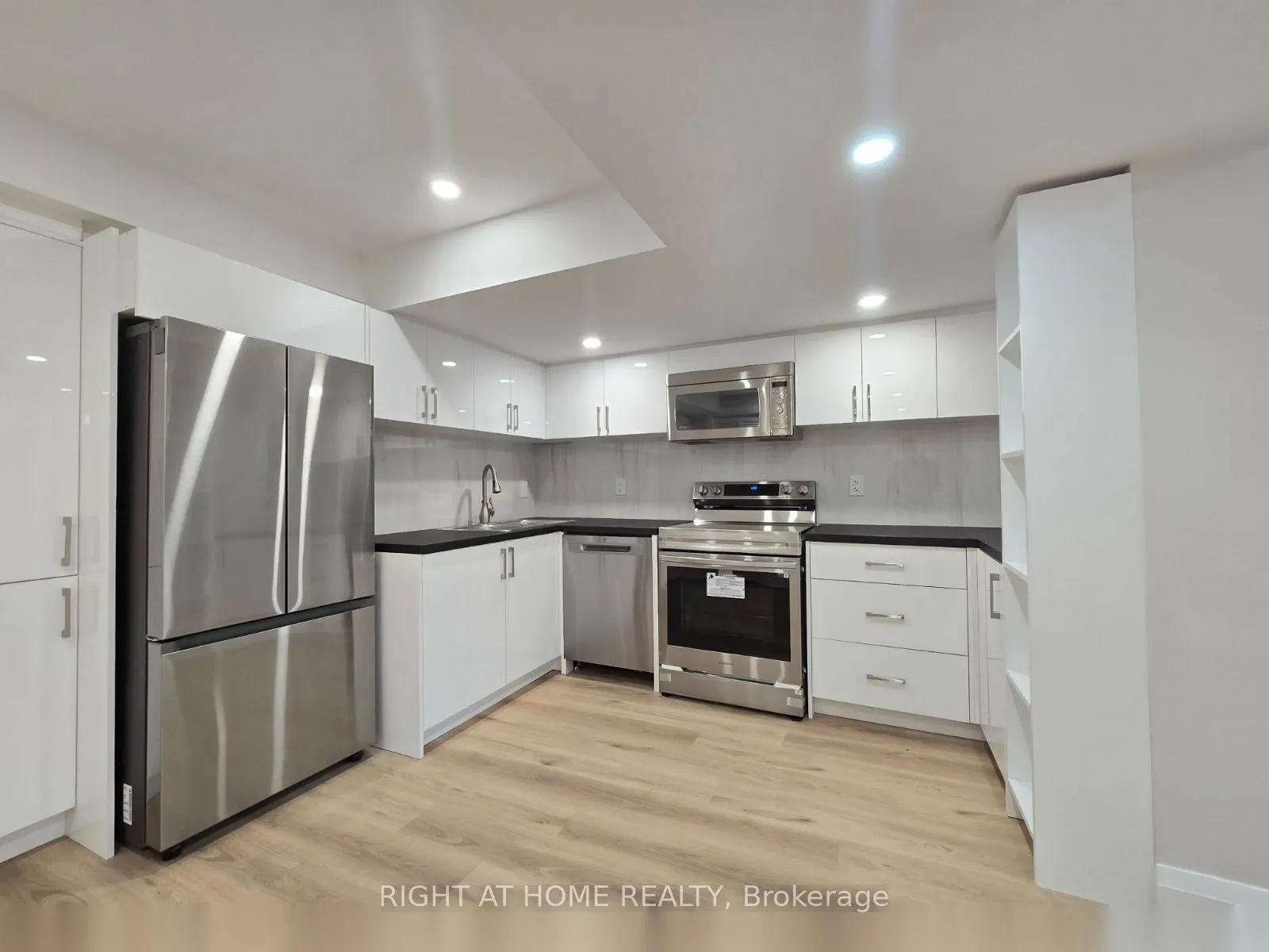 1300 Ravencliffe Court, #Bsmt