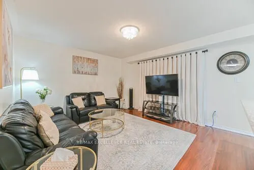 46 Lloydminster Avenue