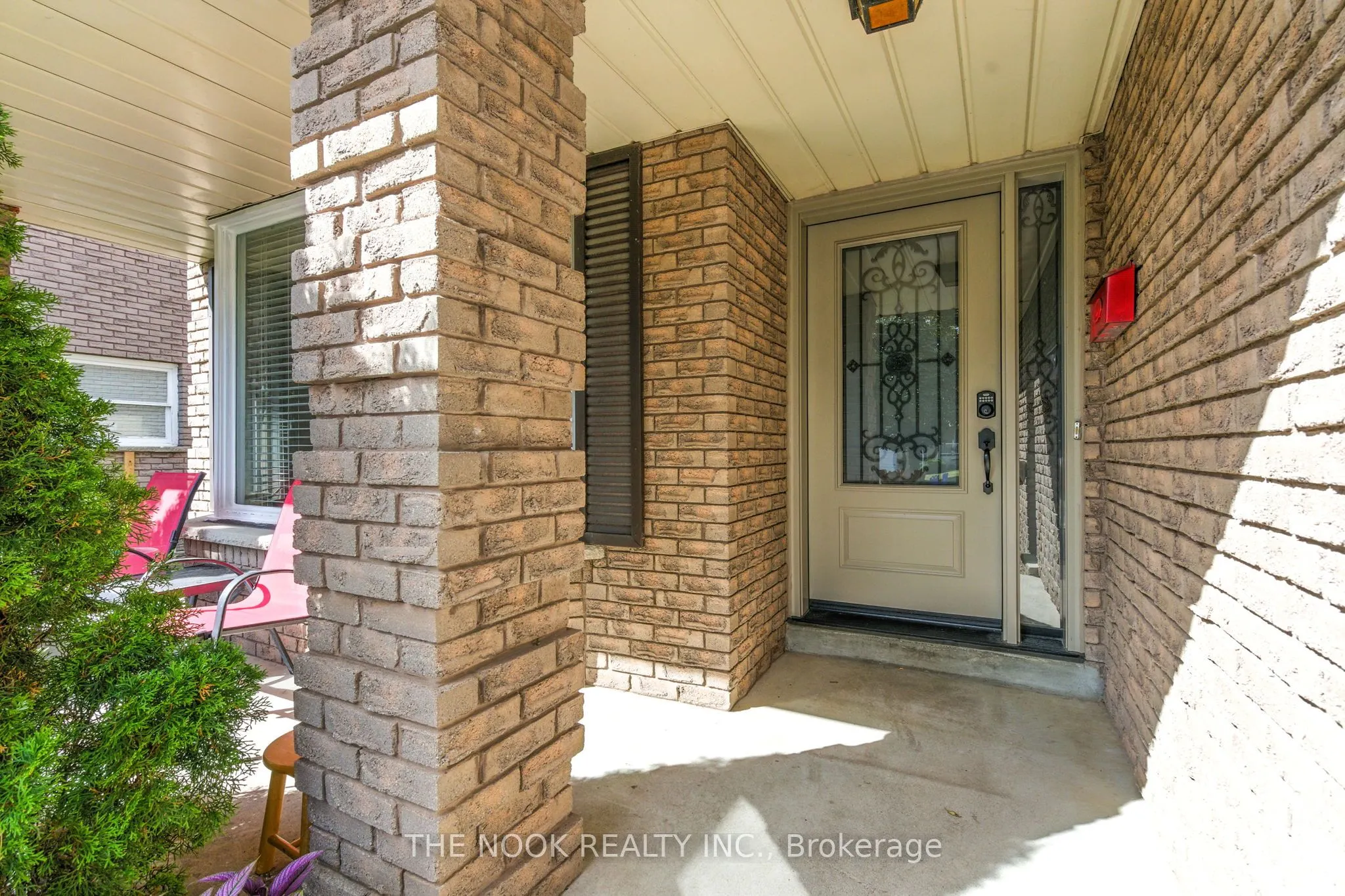 204 Eastlawn Street