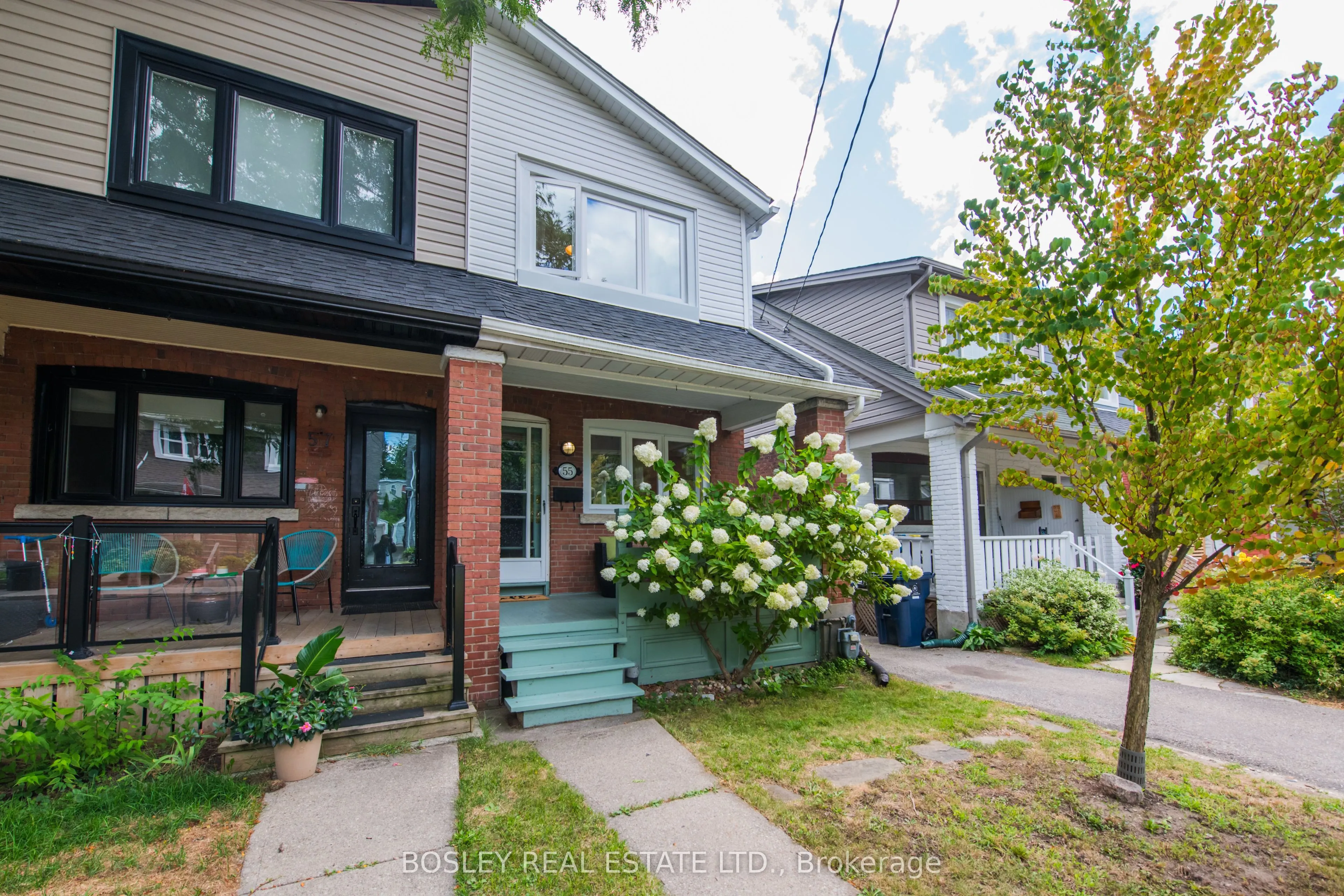 55 Robbins Avenue