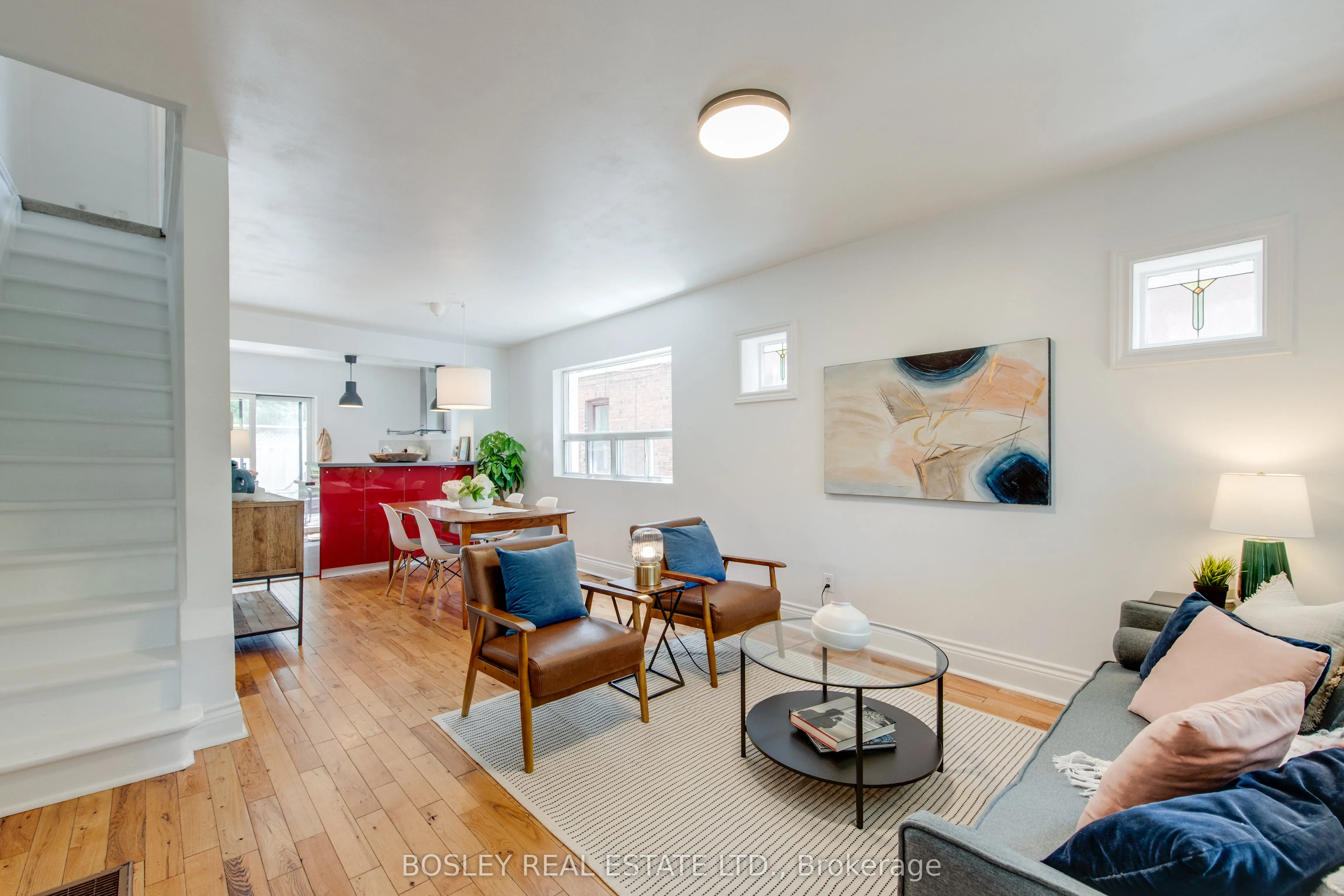 55 Robbins Avenue