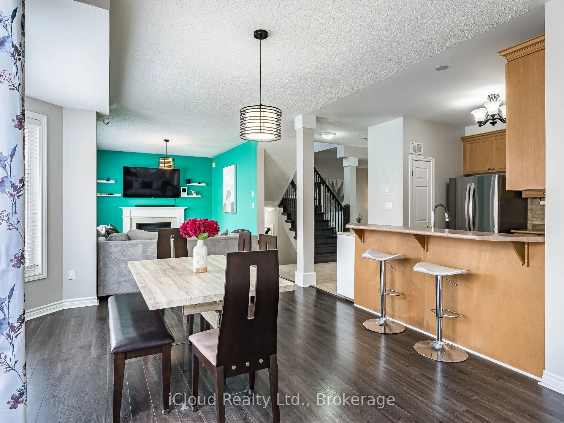 634 Oxbow Crescent