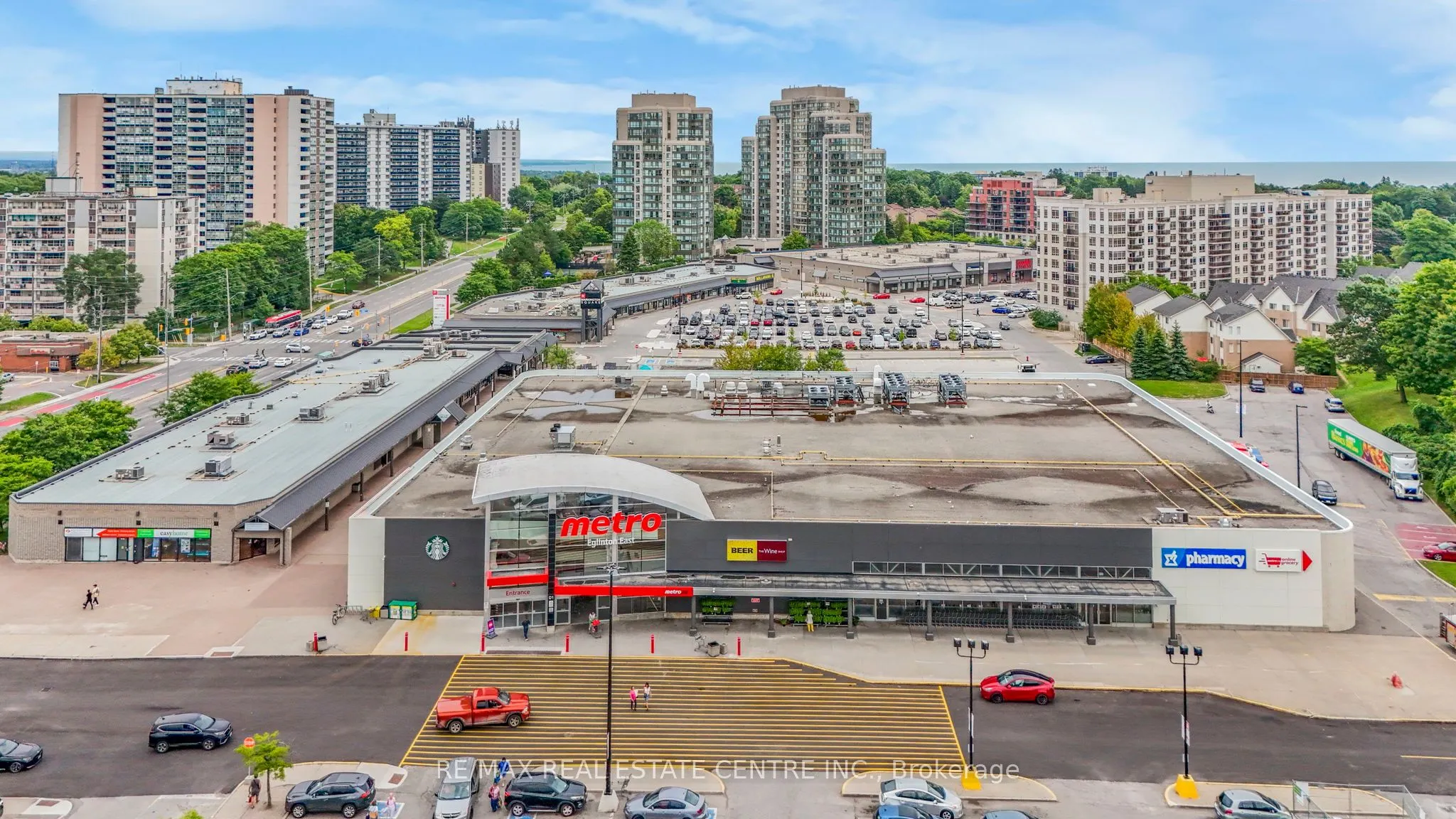 3233 Eglinton Avenue E, #407