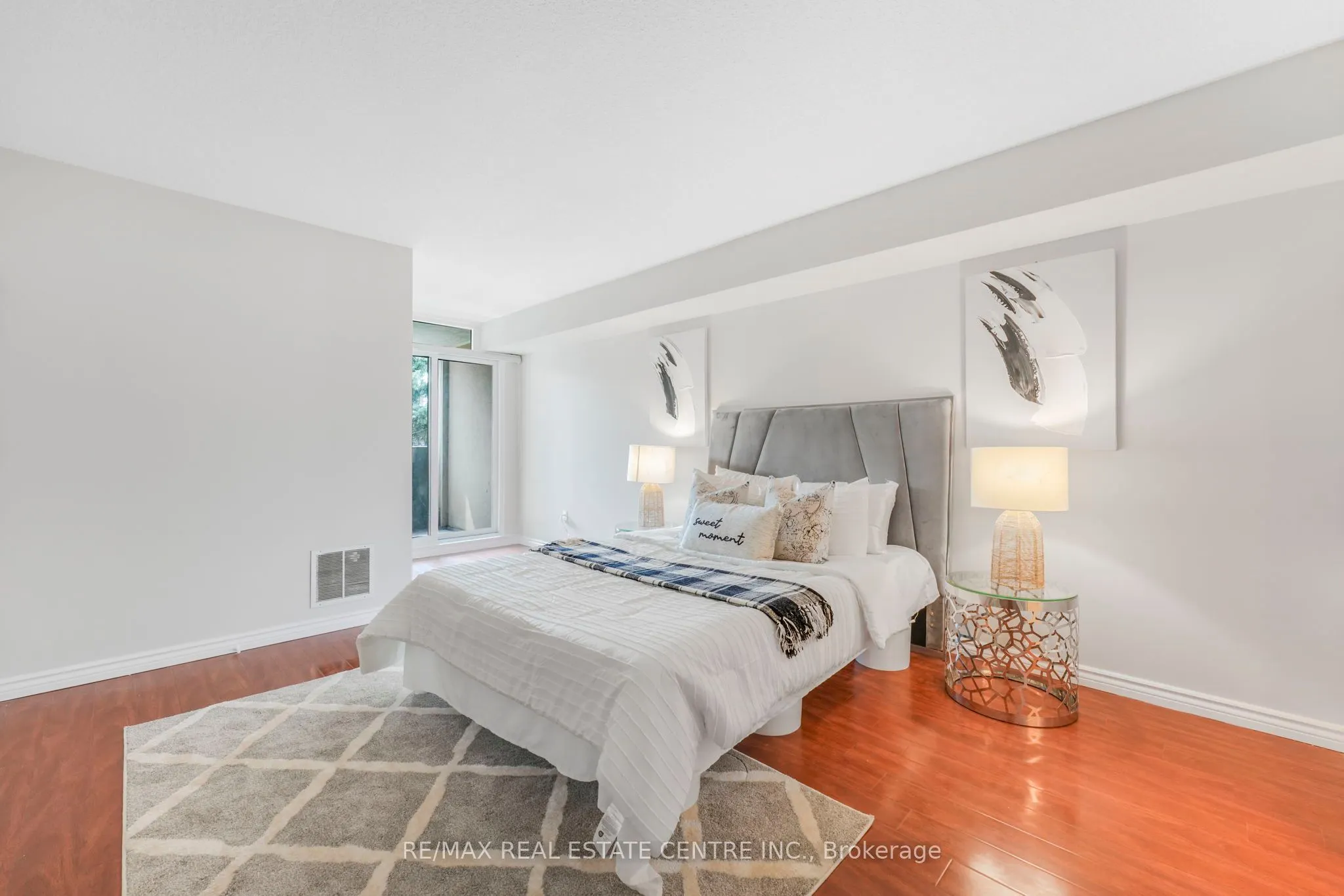 3233 Eglinton Avenue E, #407