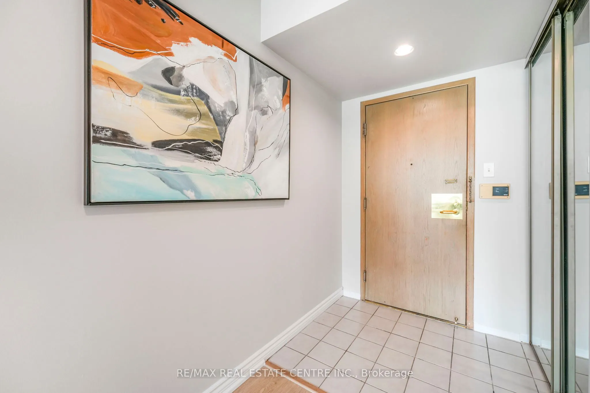 3233 Eglinton Avenue E, #407