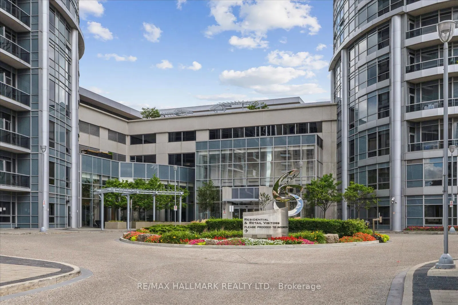 125 Village Green Square, #3006
