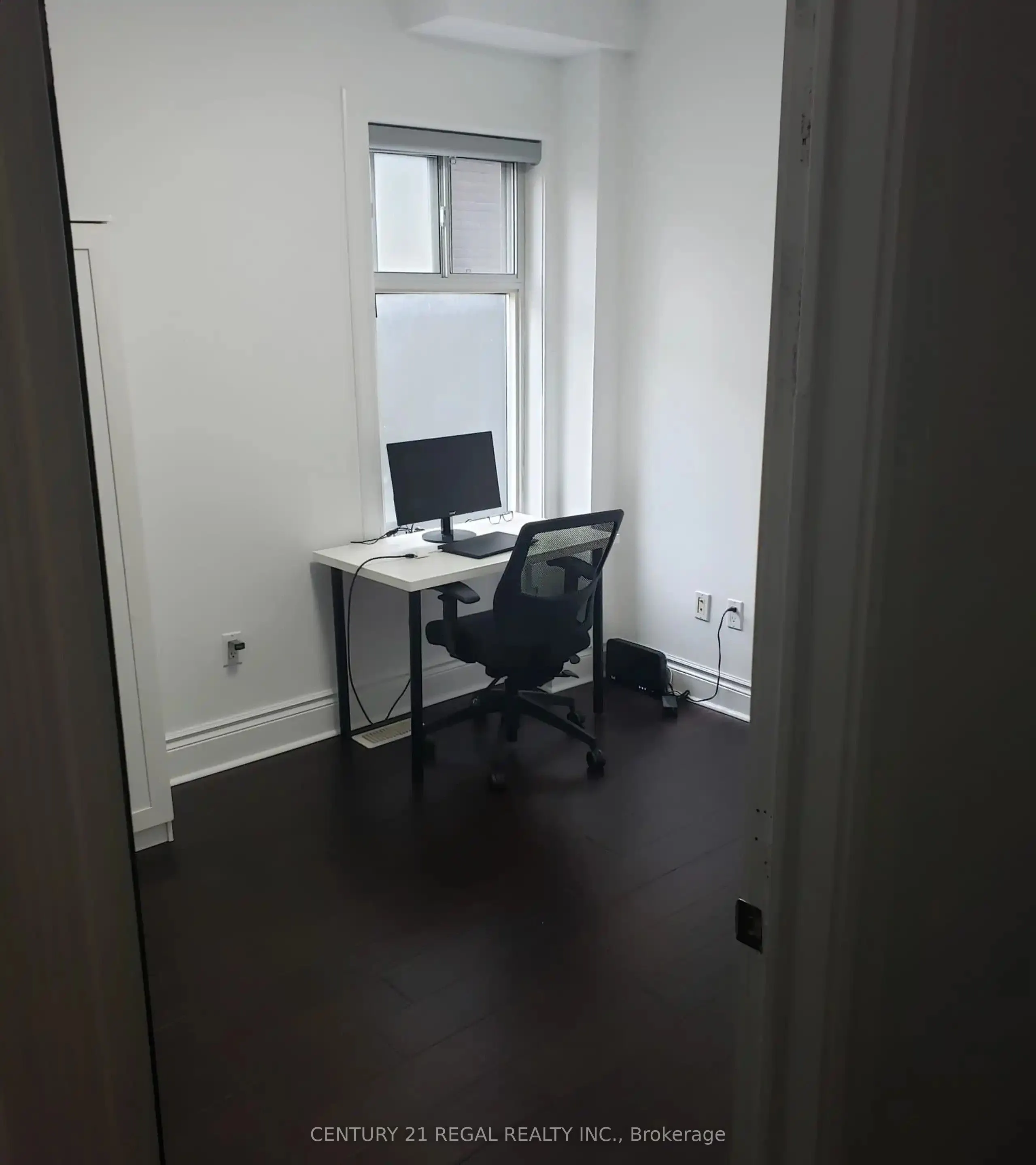191 Booth Avenue, #Main