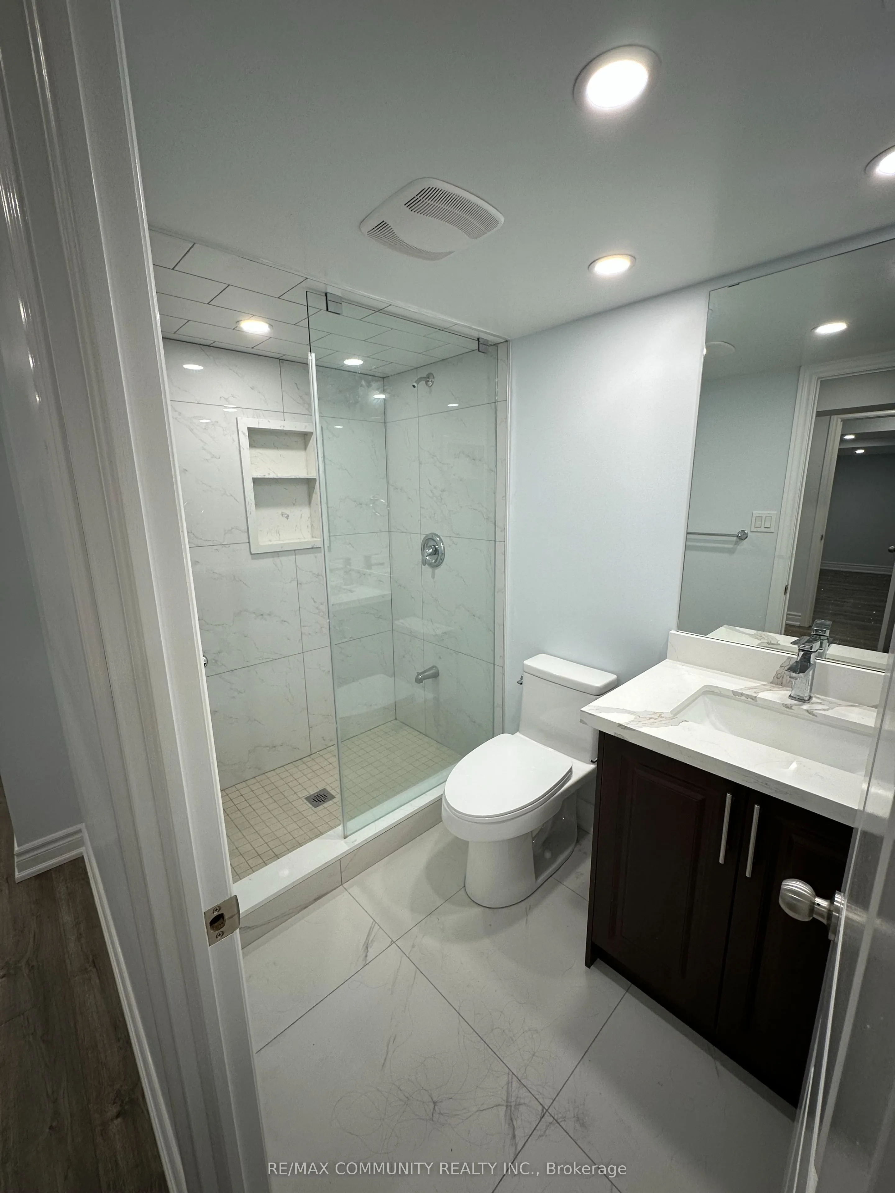 941 Greenhill Avenue, #Basement