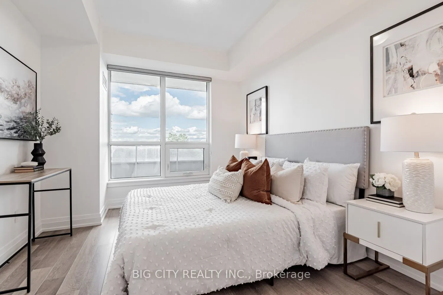3121 Sheppard Avenue E, #611