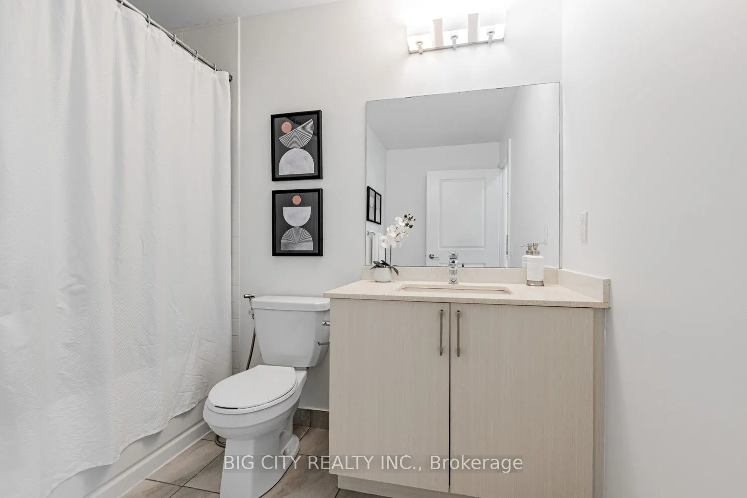3121 Sheppard Avenue E, #611