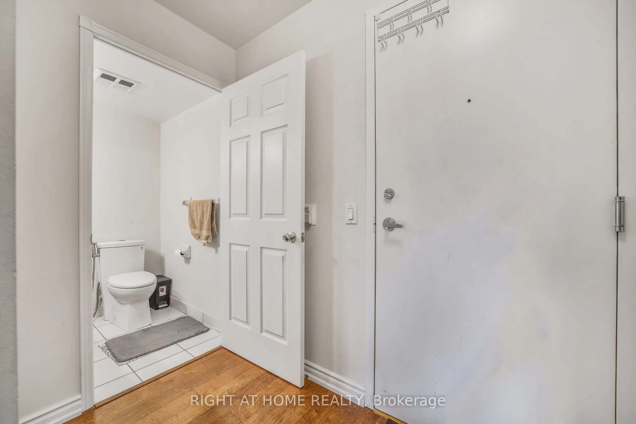 188 Bonis Avenue, #618
