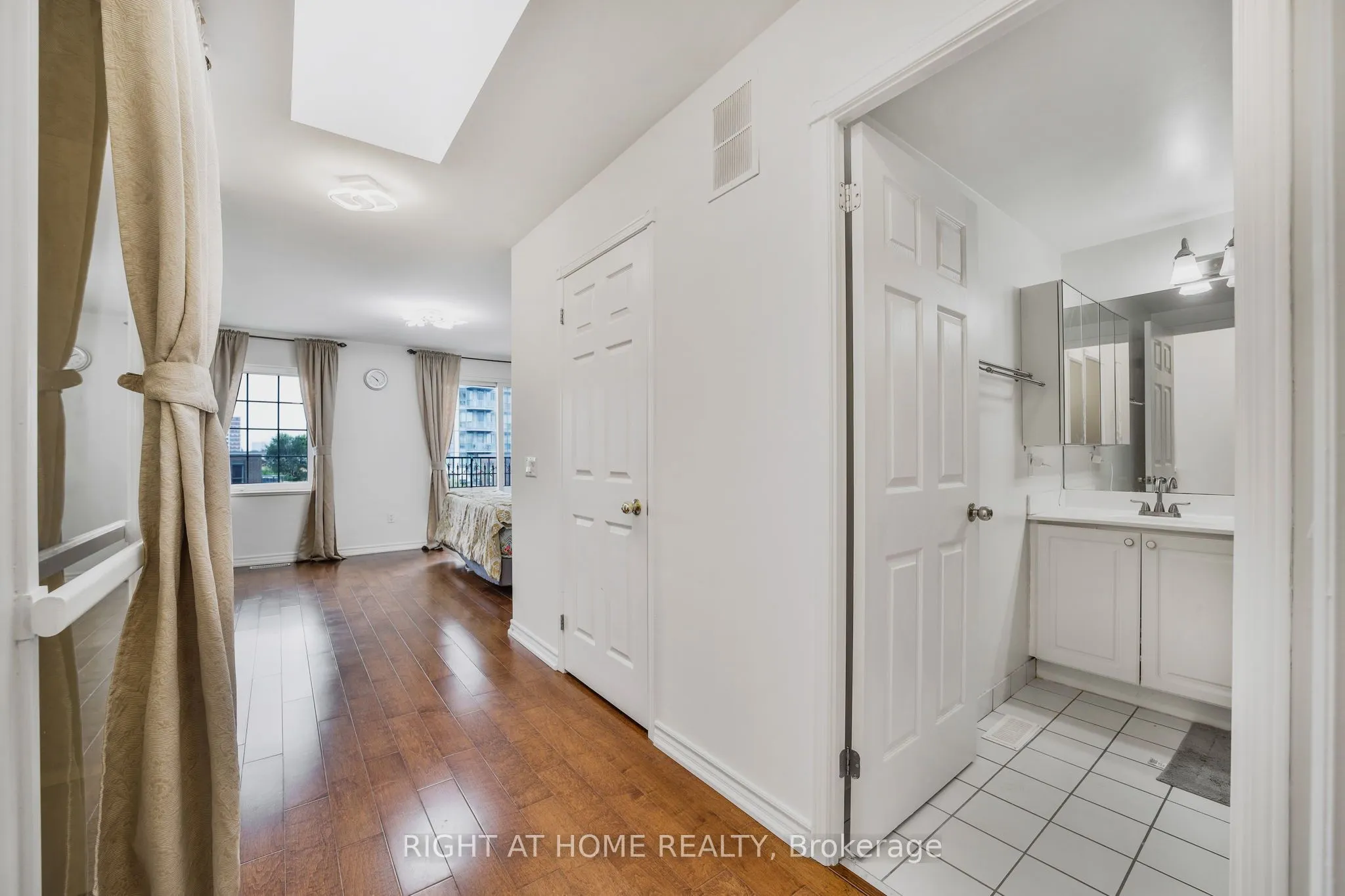 188 Bonis Avenue, #618