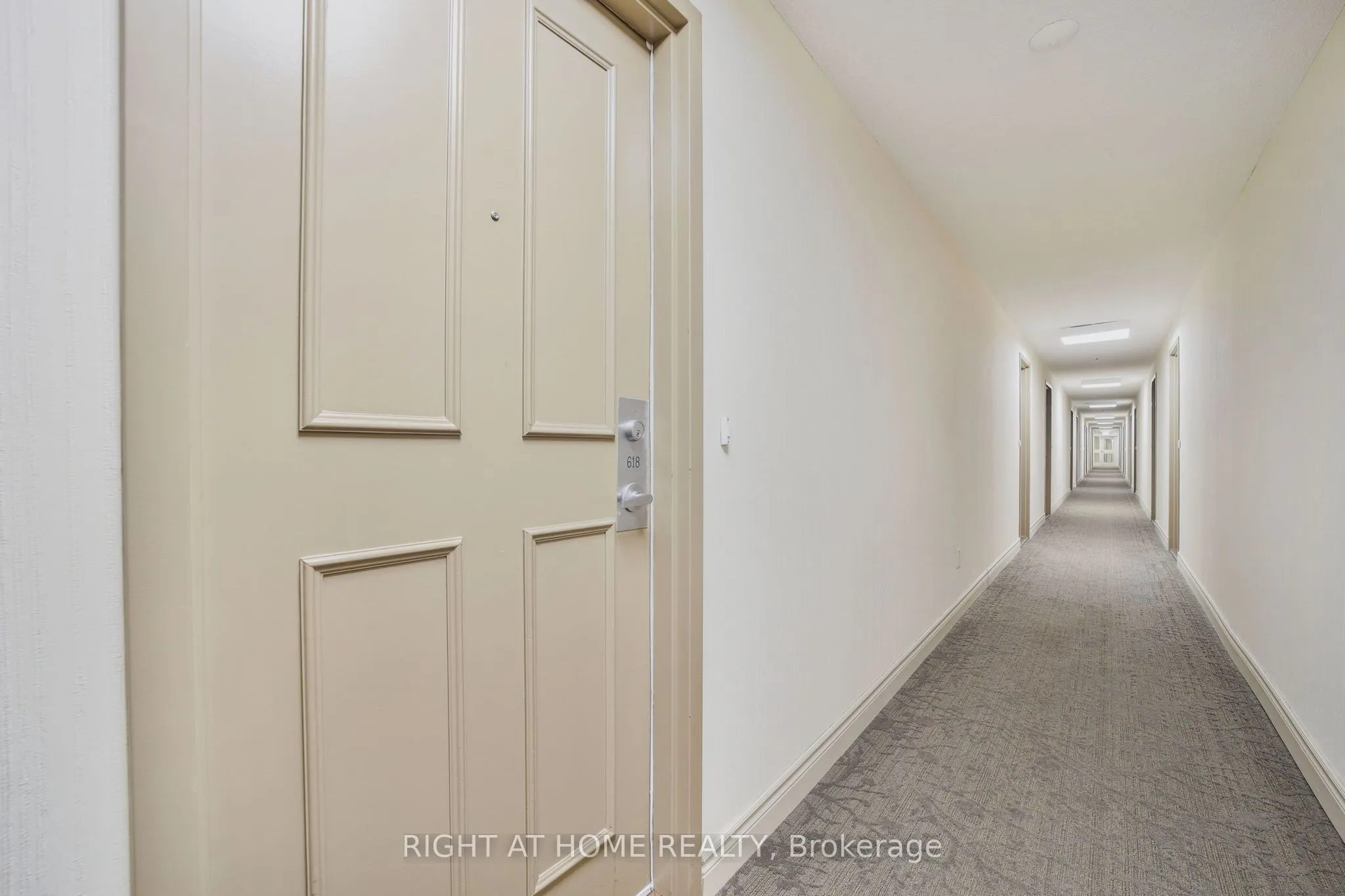 188 Bonis Avenue, #618