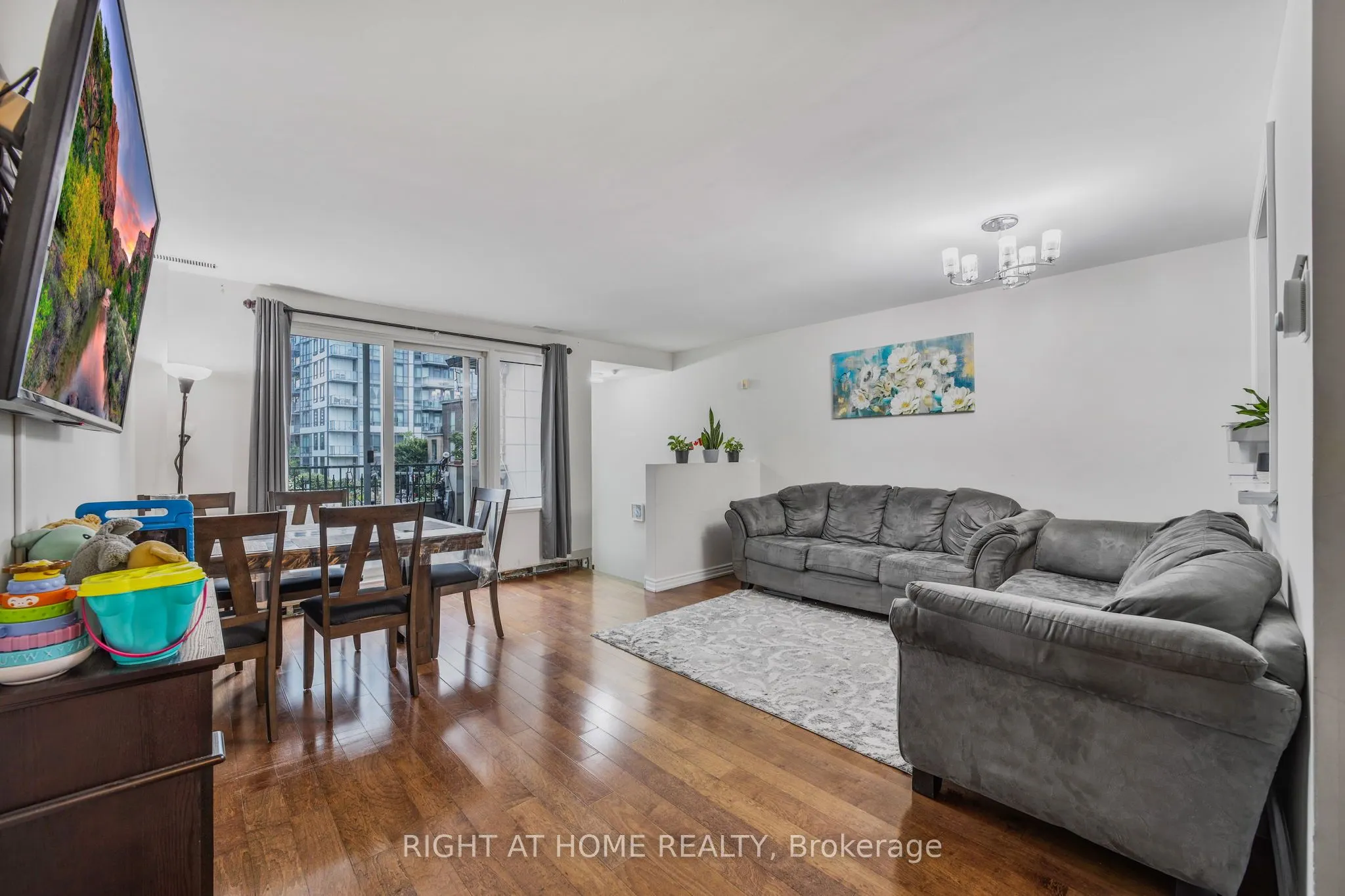 188 Bonis Avenue, #618