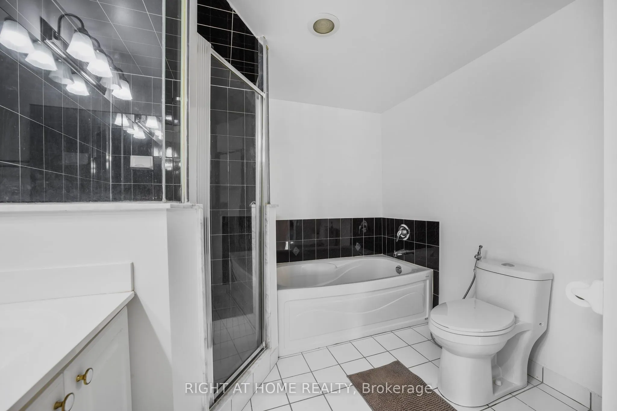 188 Bonis Avenue, #618