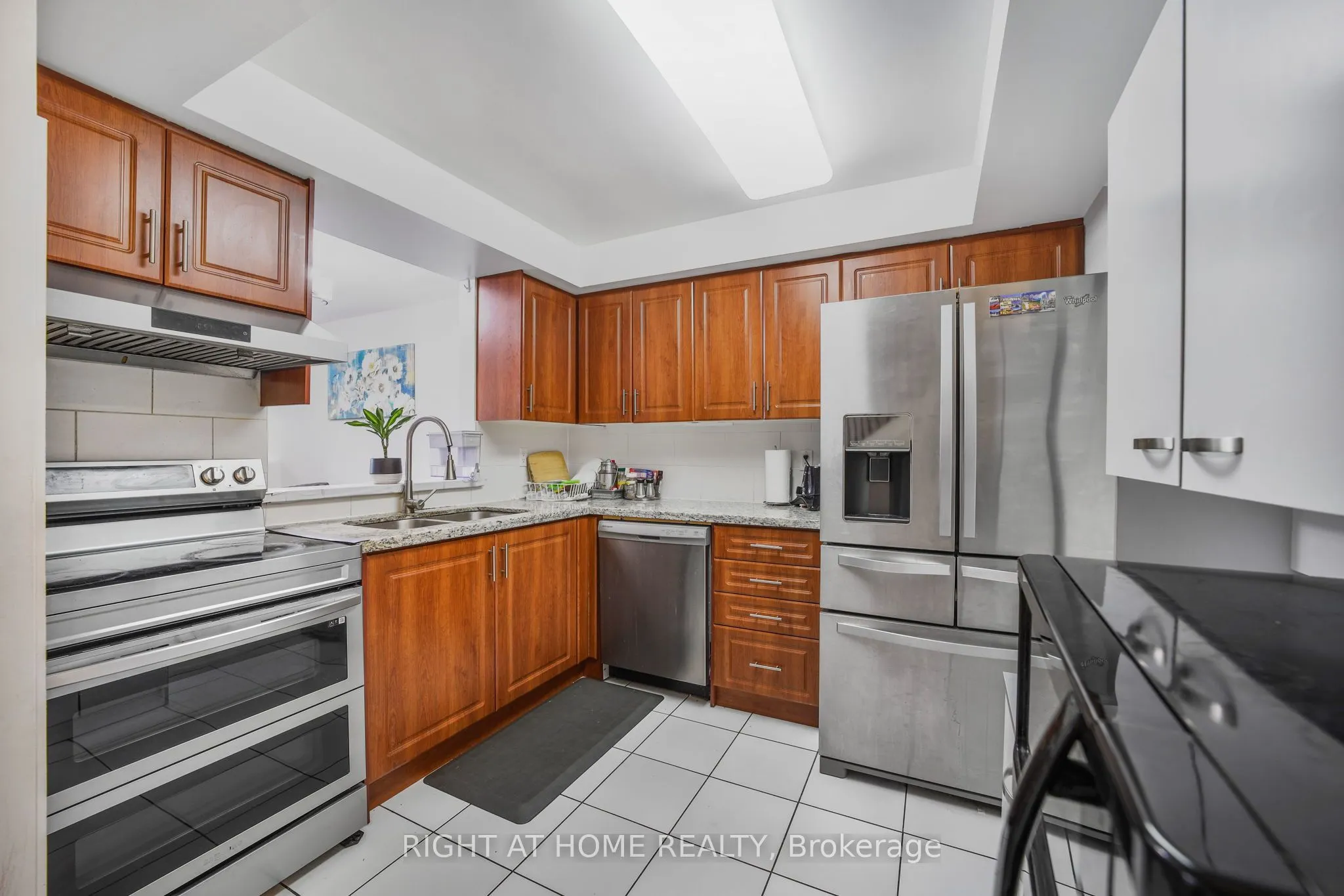 188 Bonis Avenue, #618