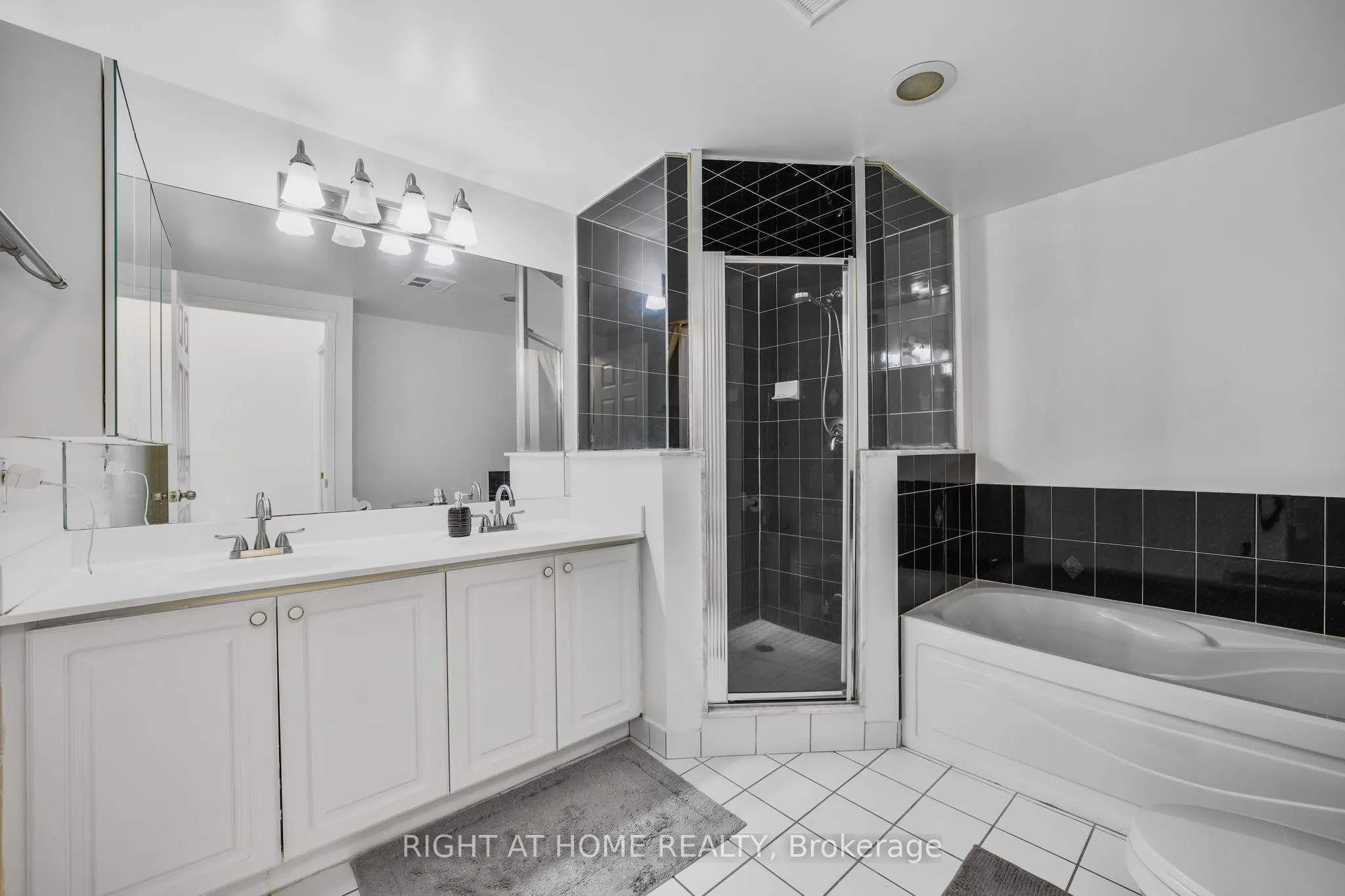 188 Bonis Avenue, #618