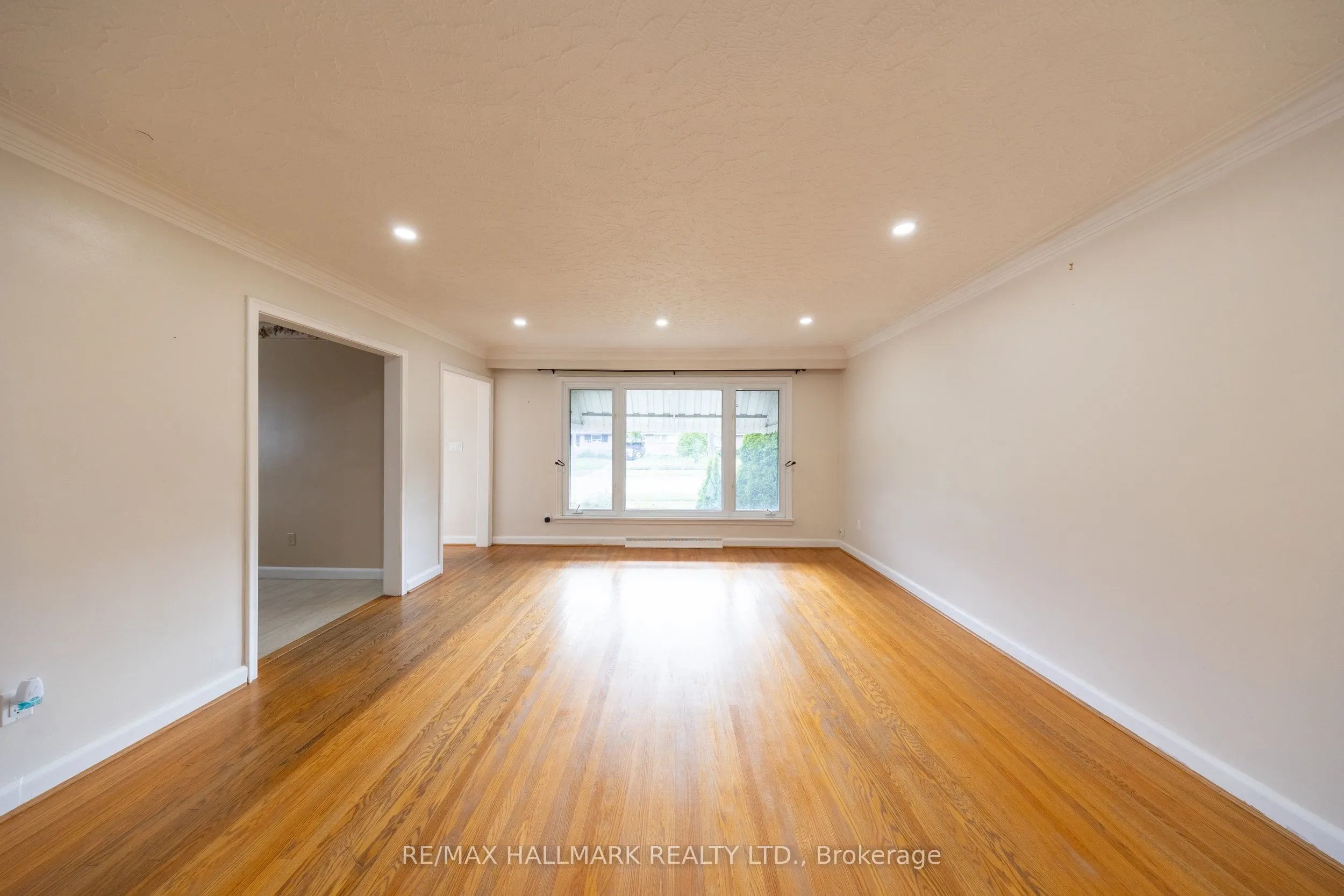 415 Stevenson Road N, #Main