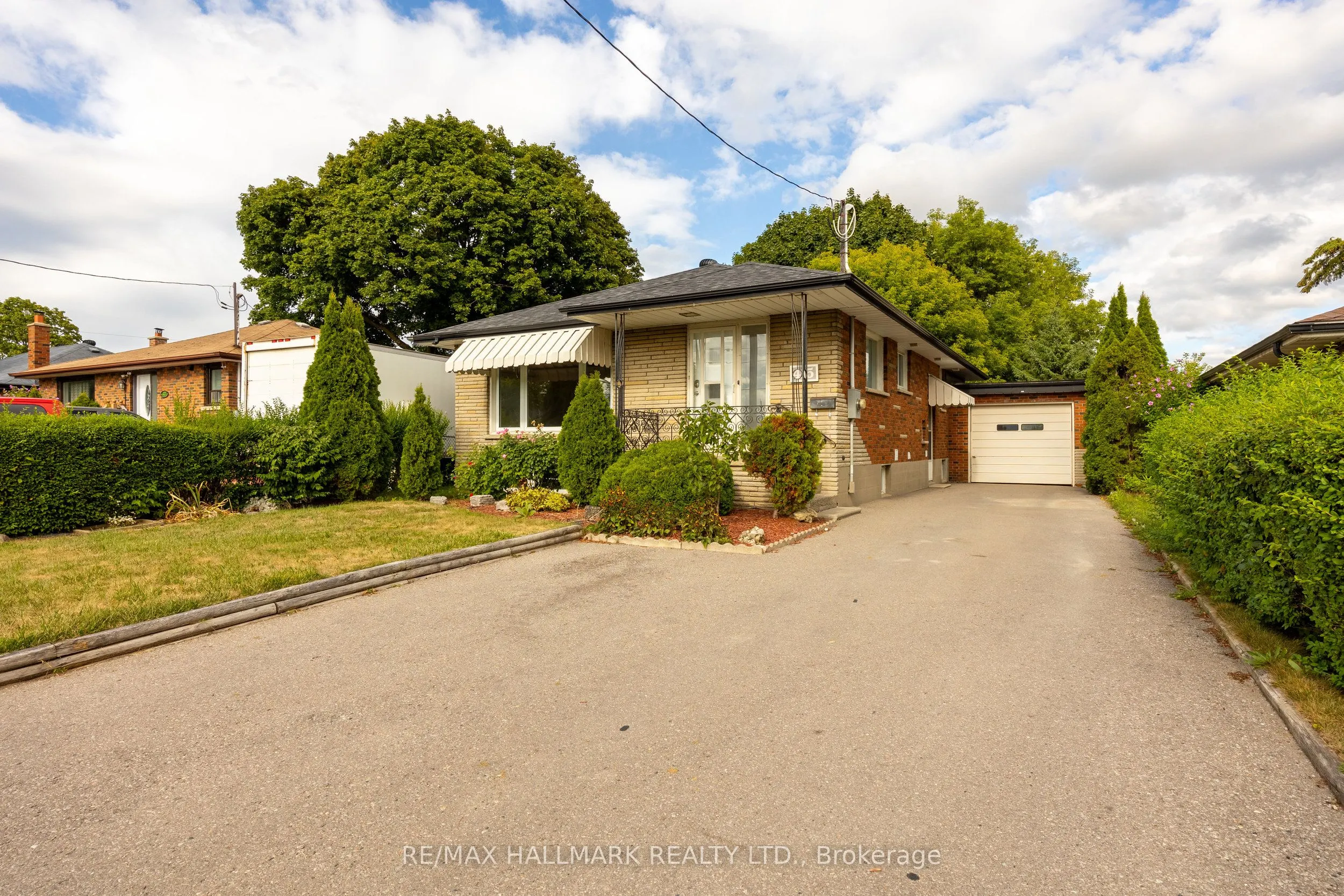 415 Stevenson Road N, #Main