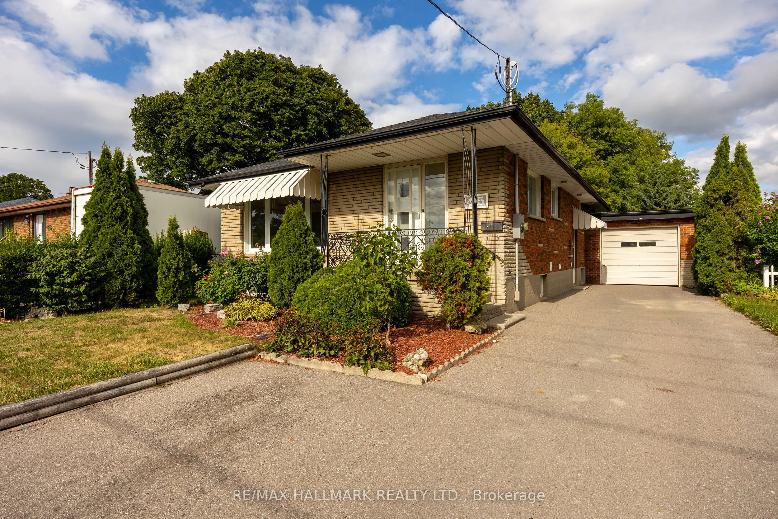 415 Stevenson Road N, #Main