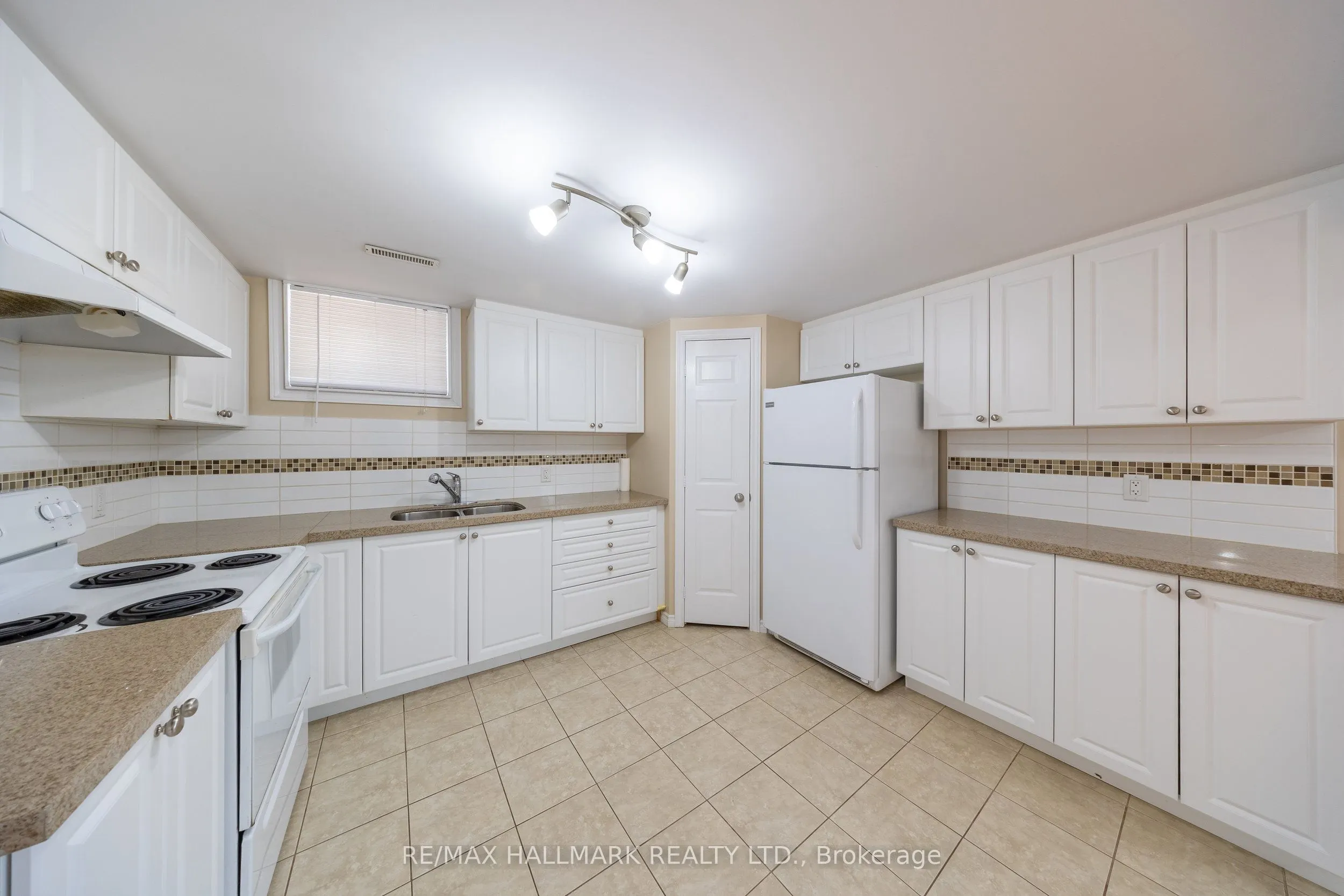 415 Stevenson Road N, #BSMT