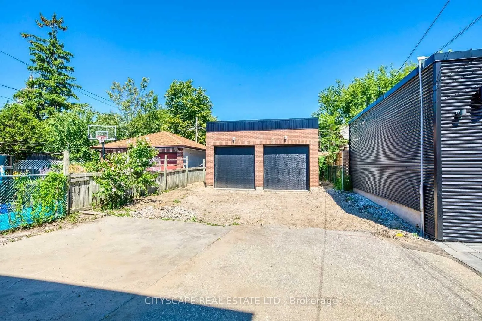 370 Strathmore Boulevard, #Upper