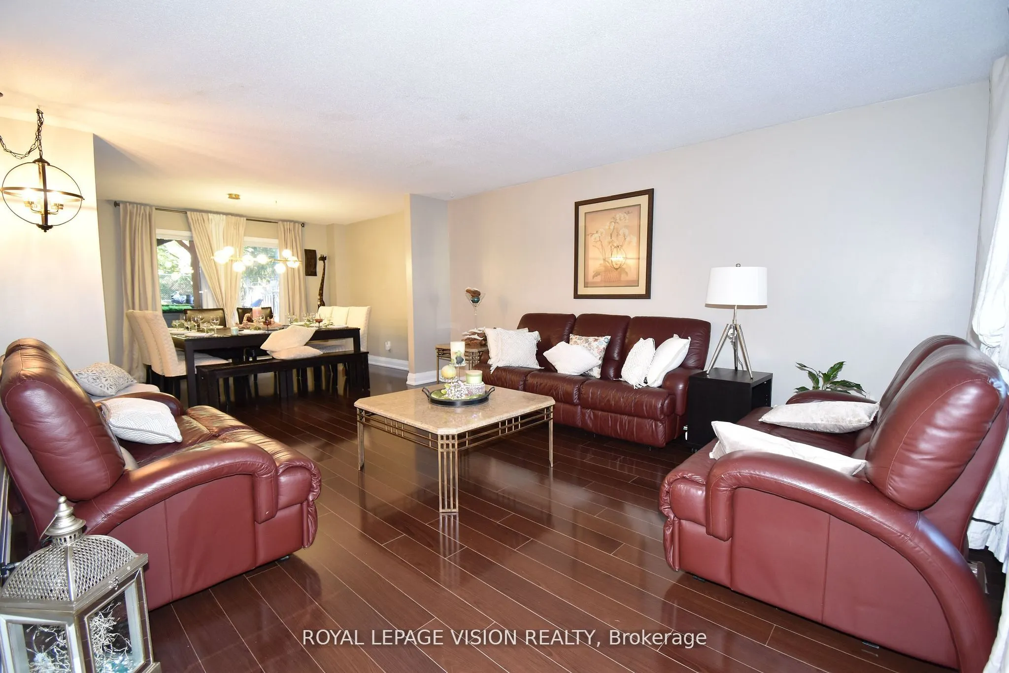 28 Valley Centre Drive