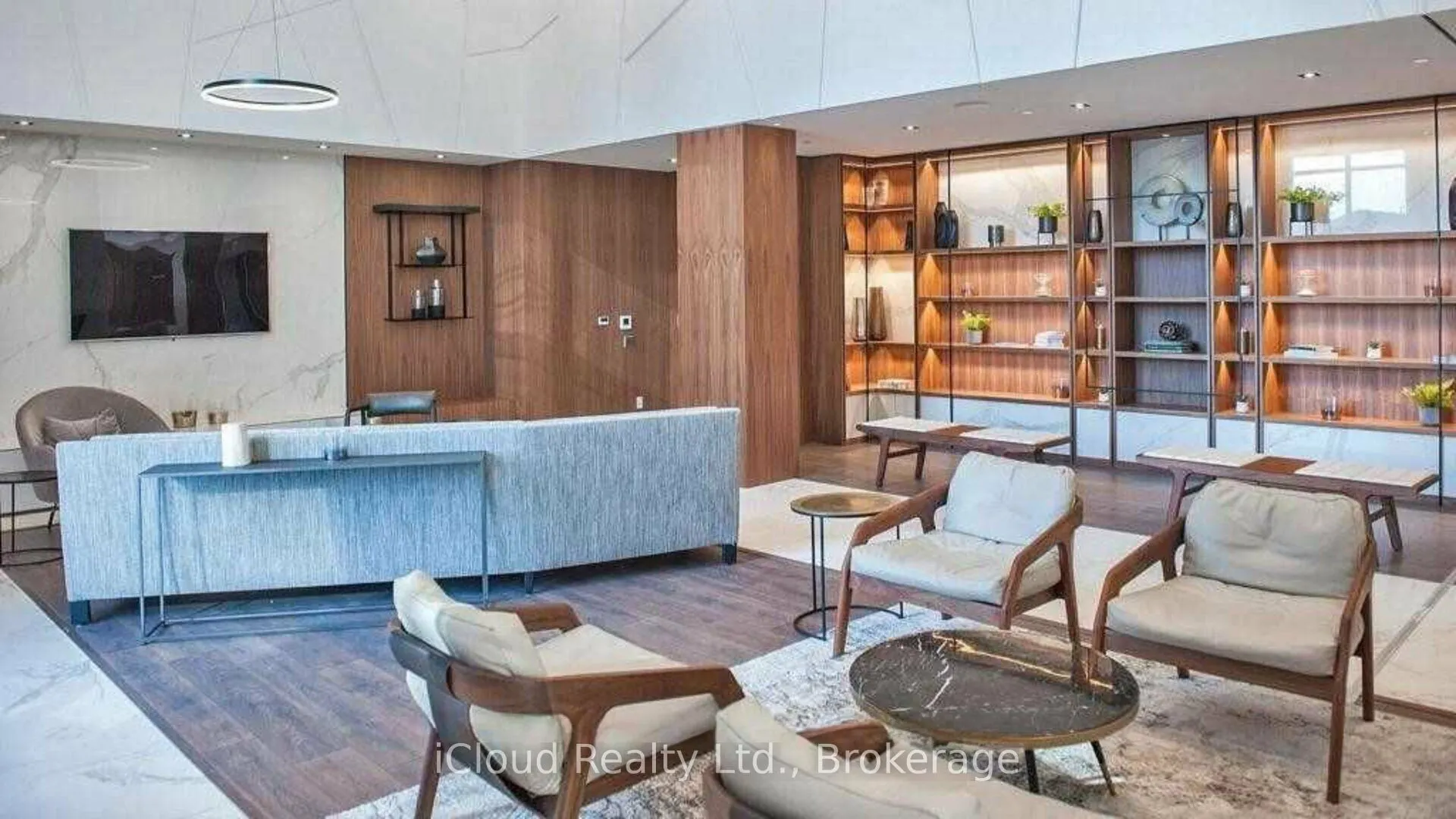 275 Village Green Square, #1722