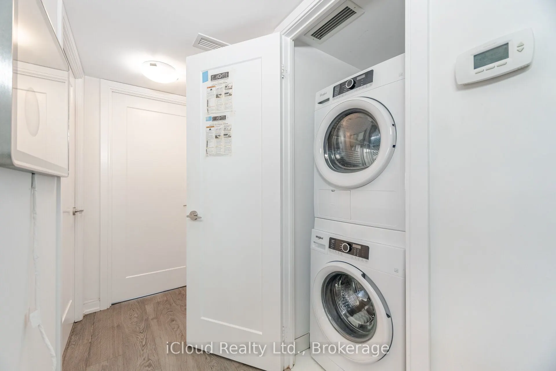 275 Village Green Square, #1722
