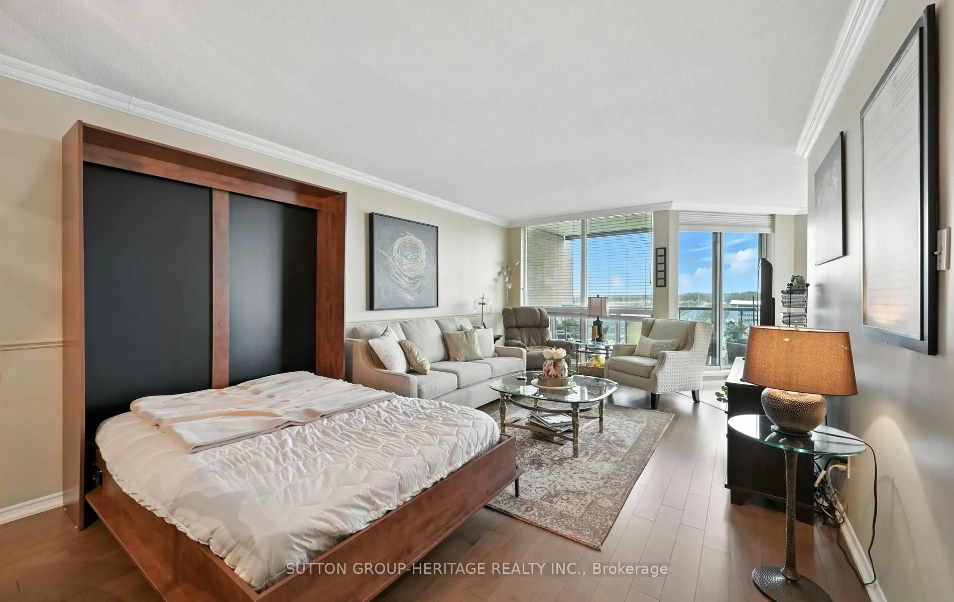 360 Watson Street W, #908