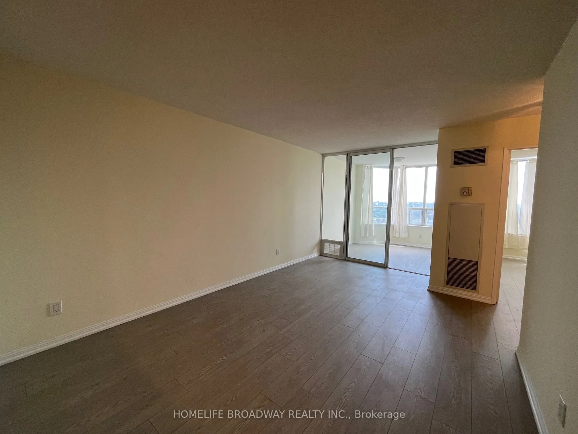 88 Corporate Drive, #2405