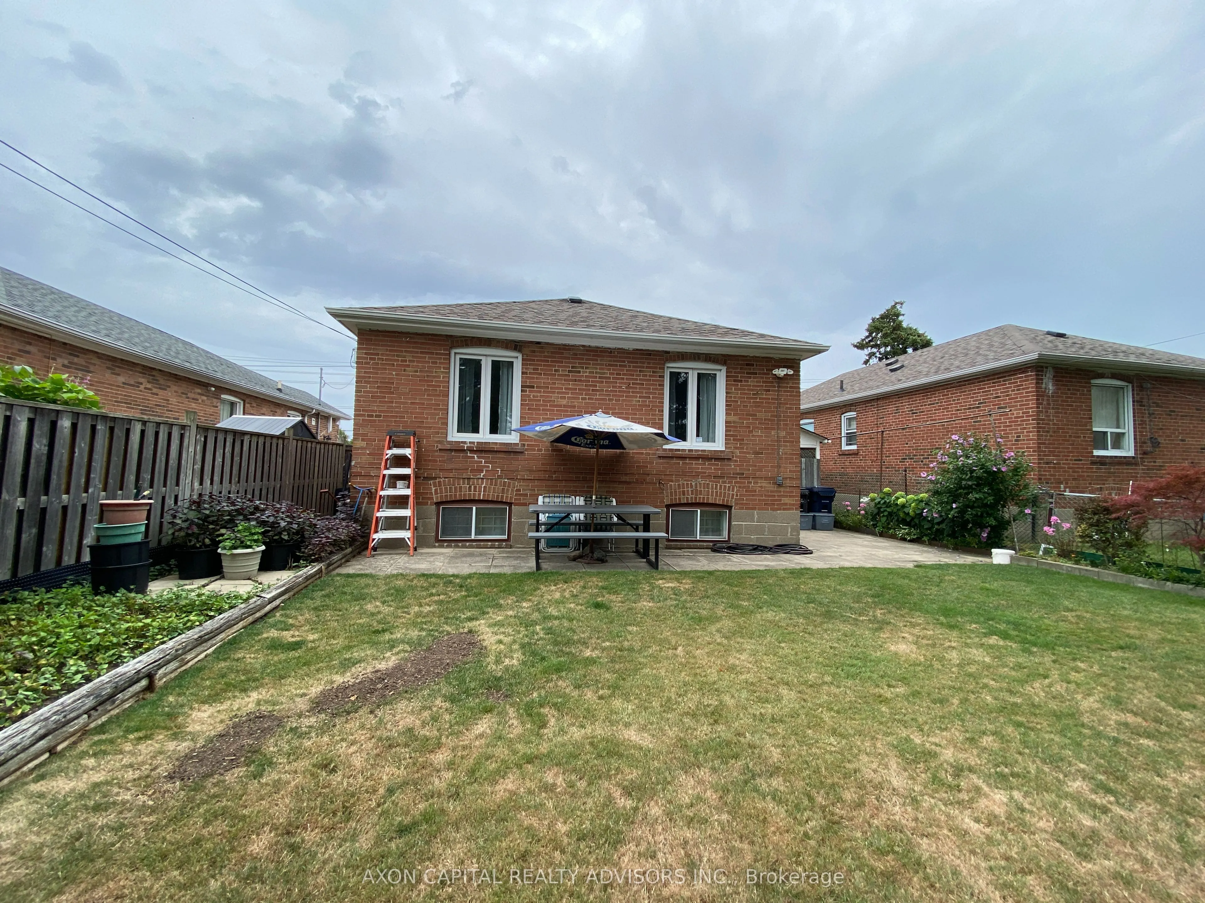 1248 Warden Avenue