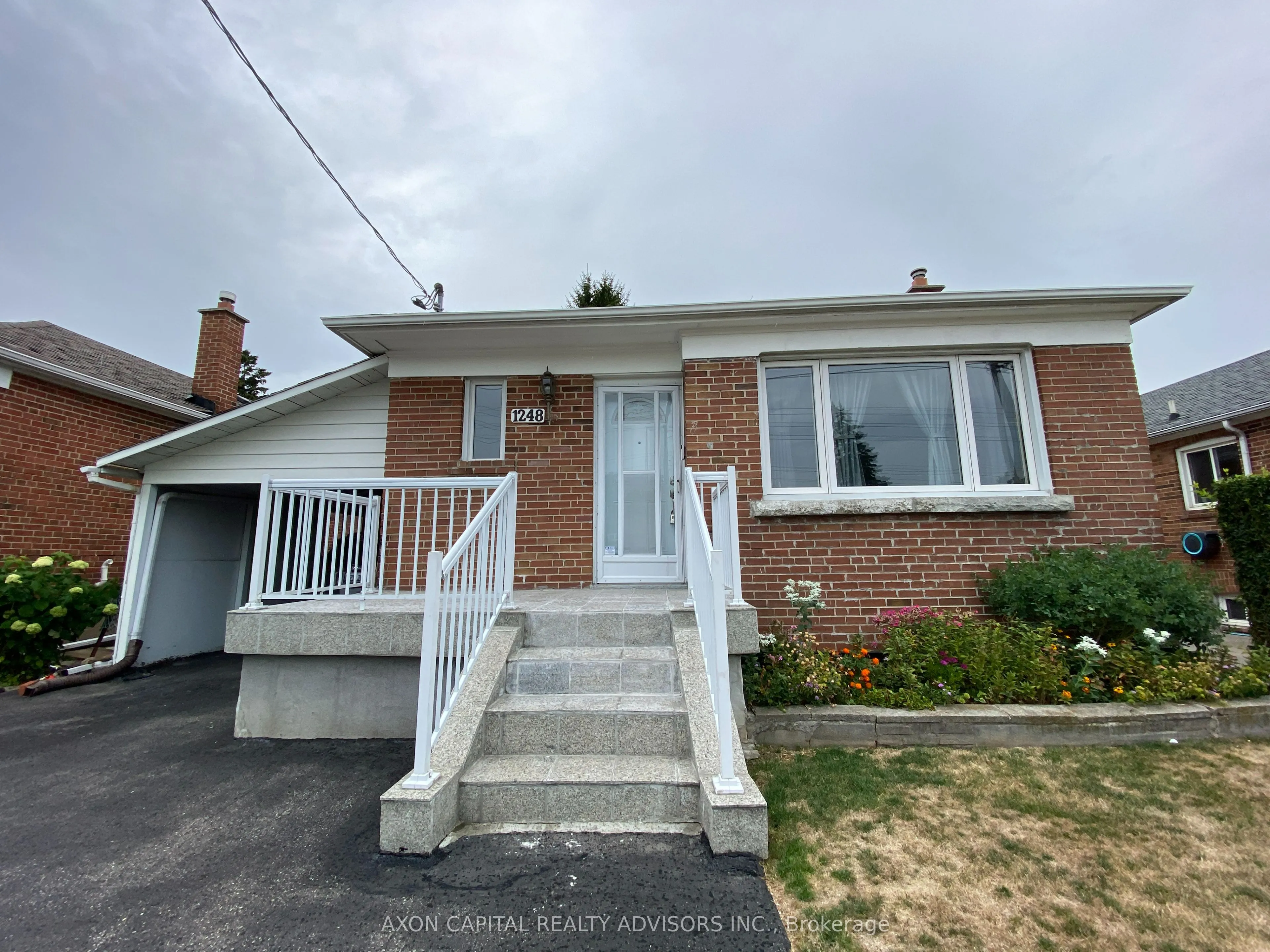 1248 Warden Avenue