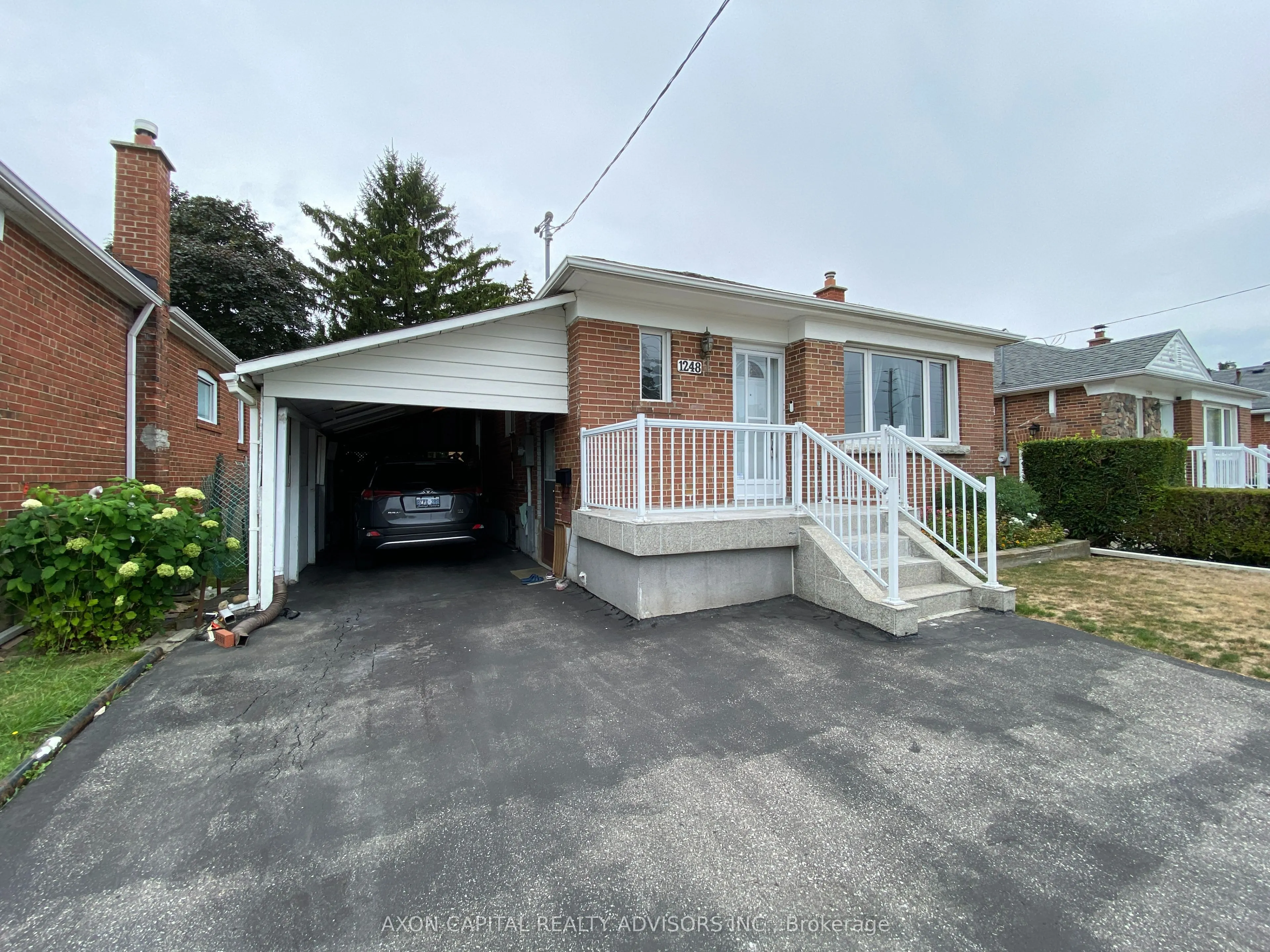 1248 Warden Avenue