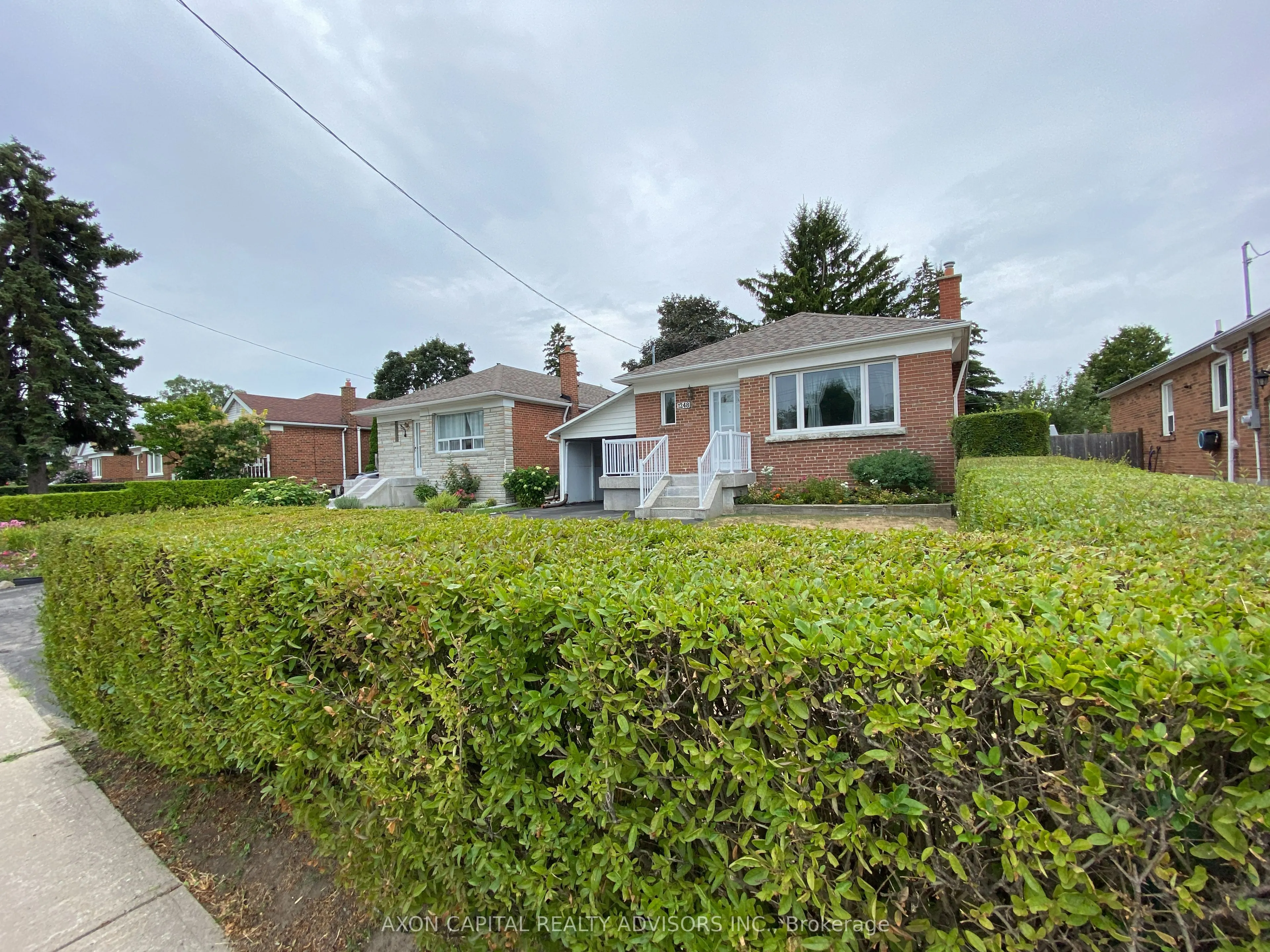 1248 Warden Avenue