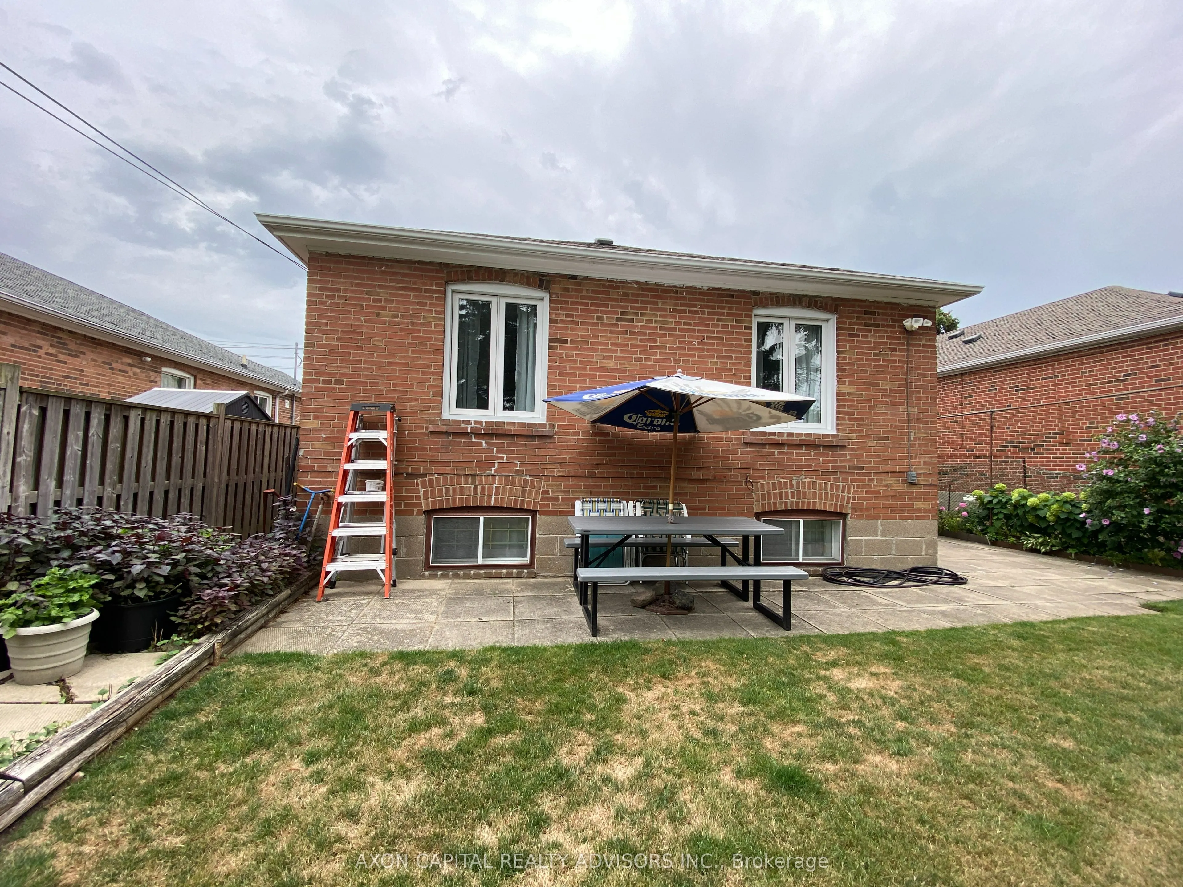 1248 Warden Avenue