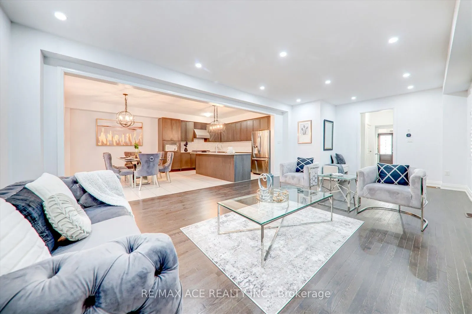 27 Hassard-Short Lane
