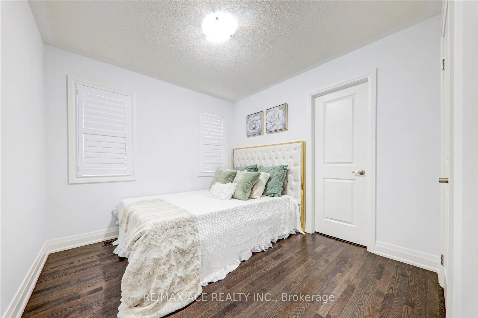27 Hassard-Short Lane