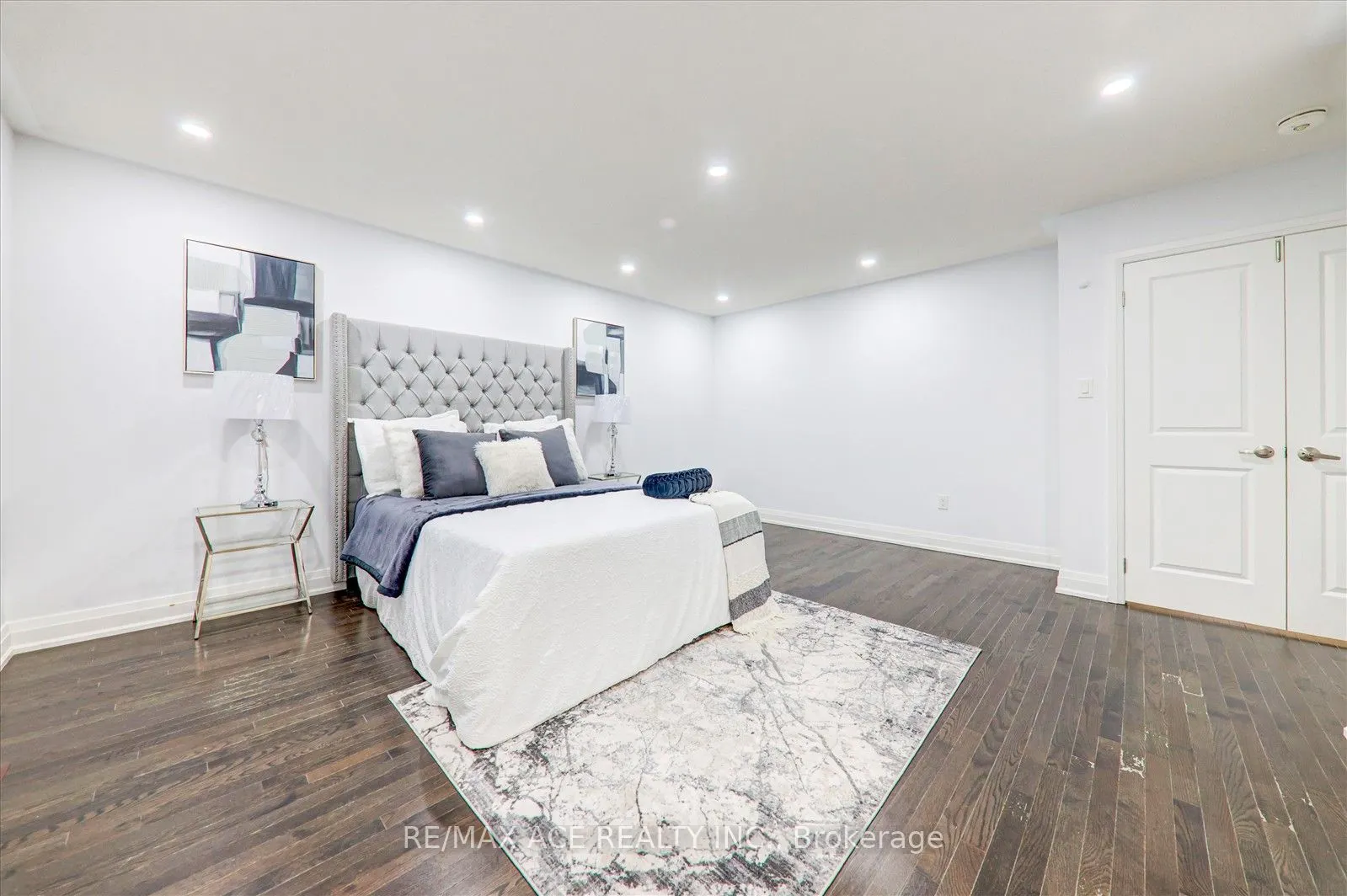 27 Hassard-Short Lane
