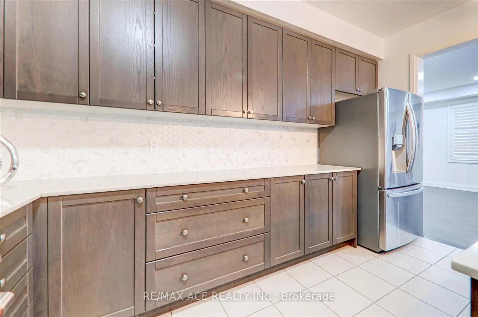 27 Hassard-Short Lane