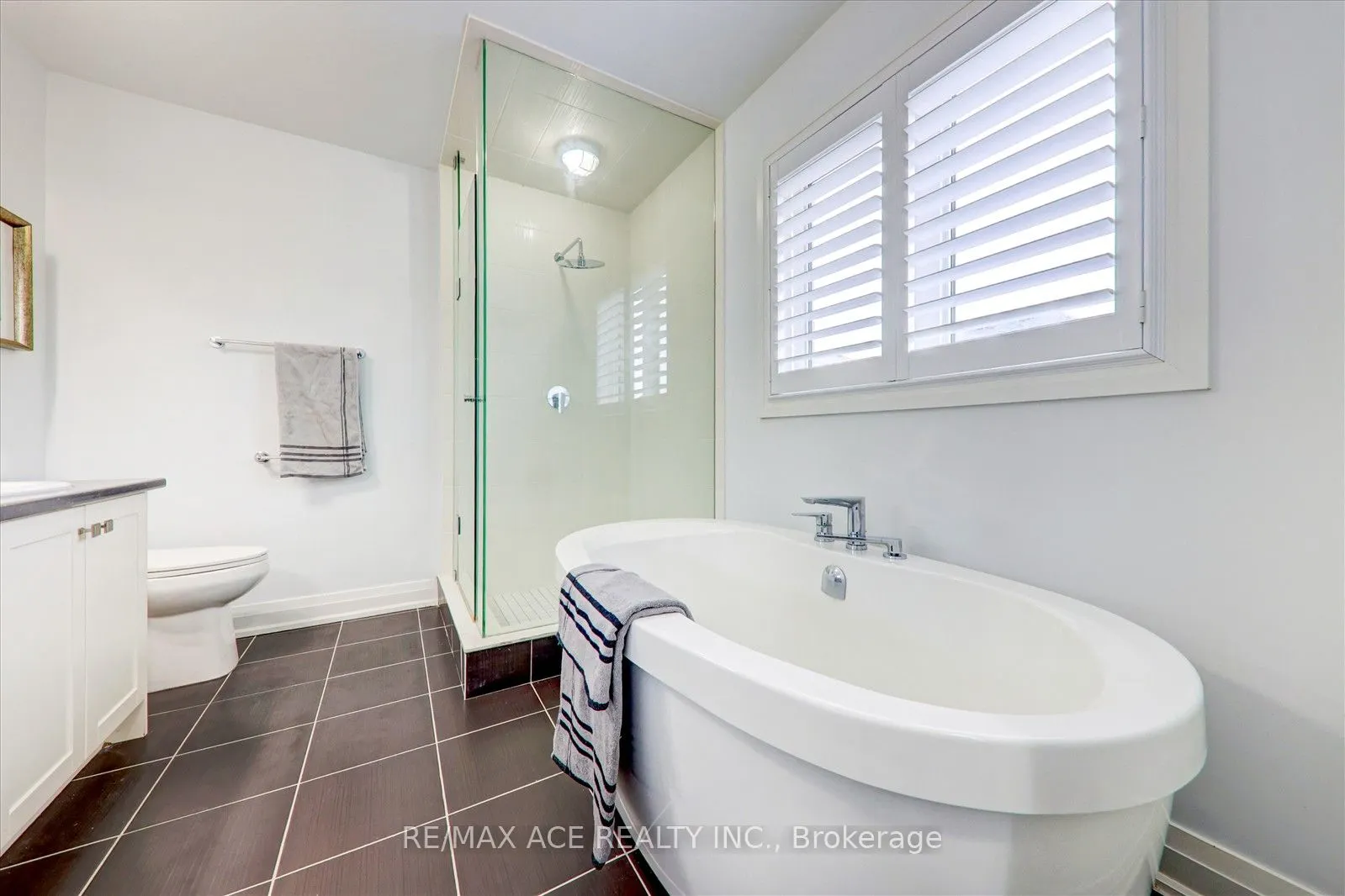 27 Hassard-Short Lane