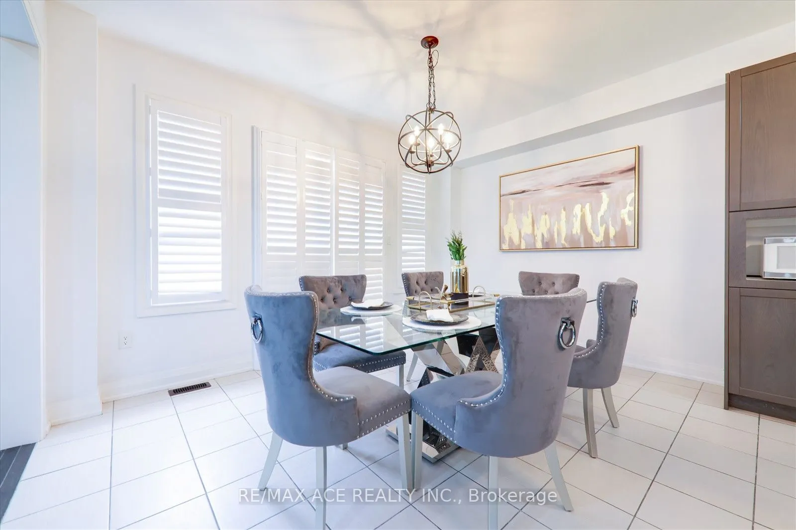 27 Hassard-Short Lane