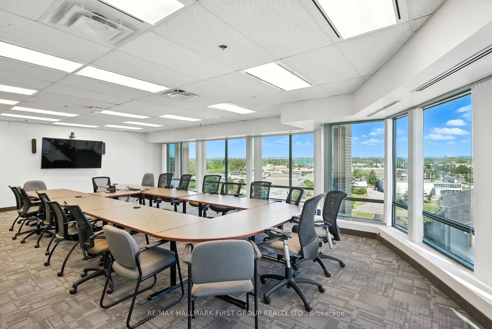 230 Westney Road S, #600 & 700