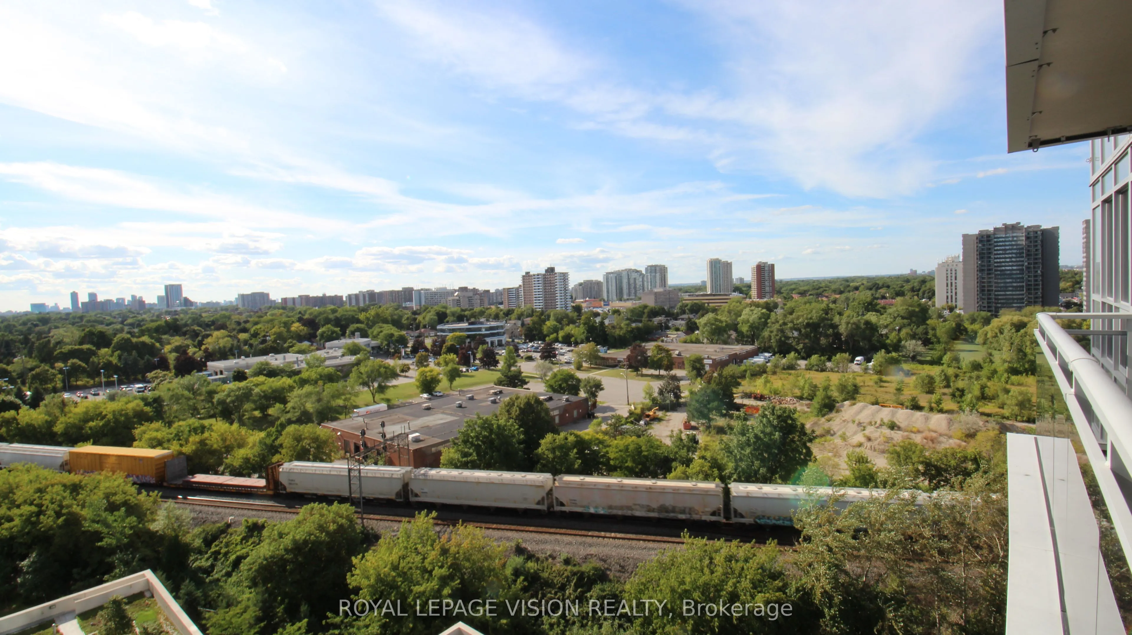 255 Village Green Square, #1106