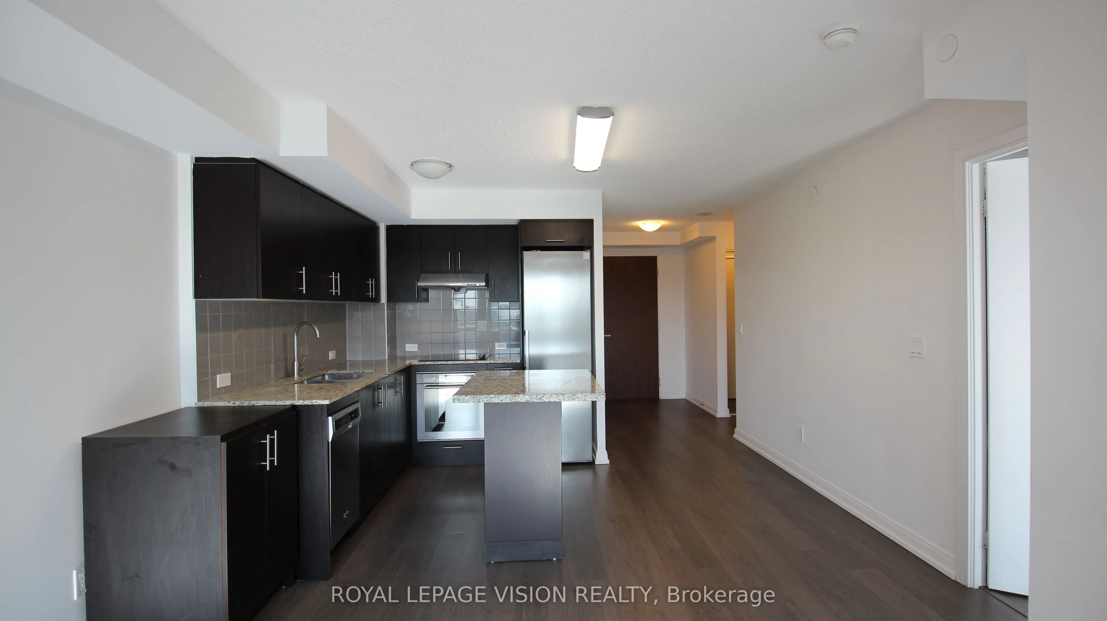 255 Village Green Square, #1106