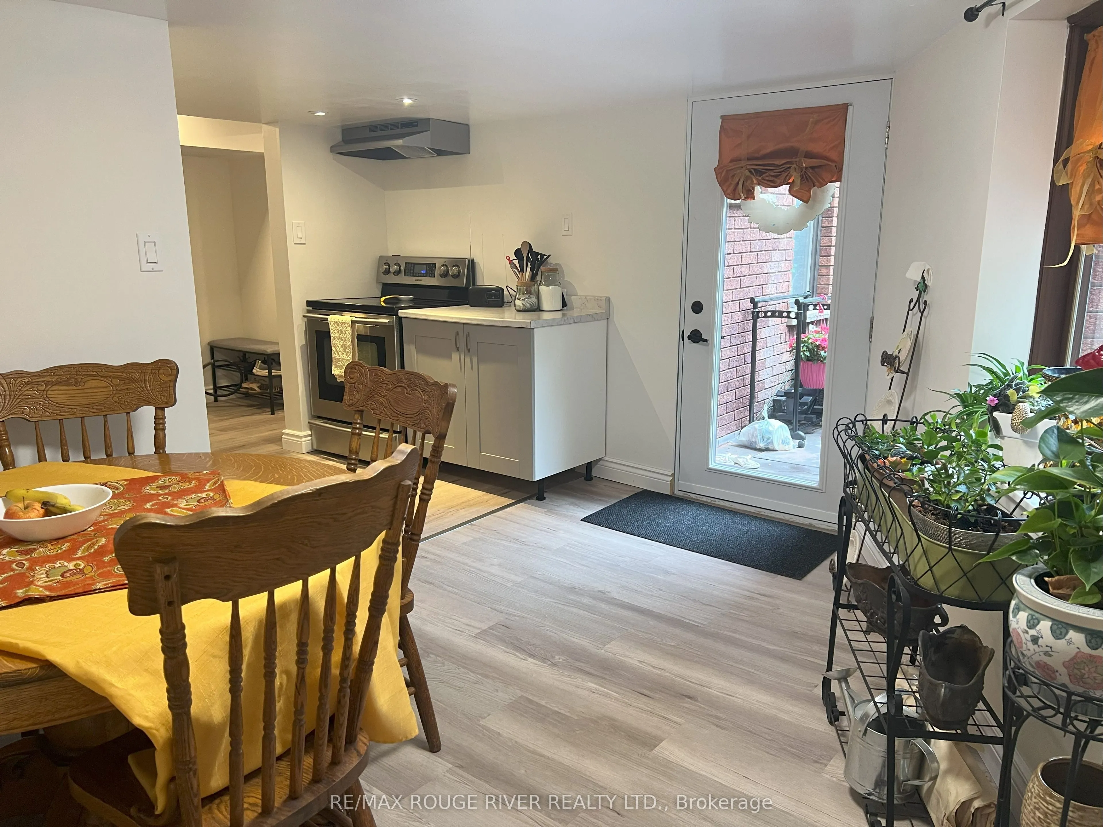 112 Old Varcoe Road
