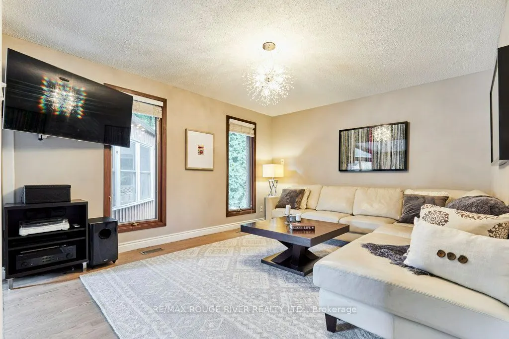 112 Old Varcoe Road