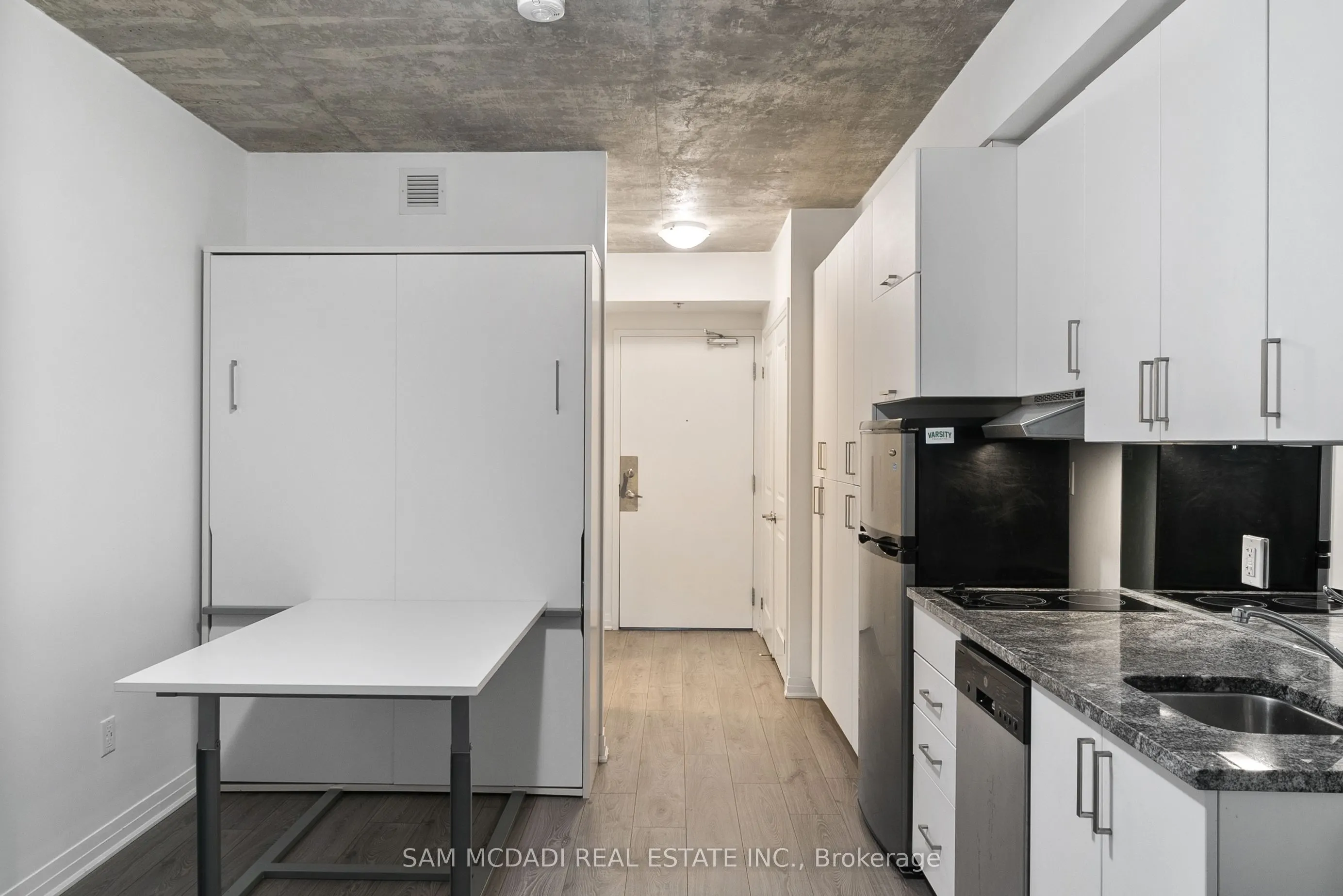1900 Simcoe Street N, #319